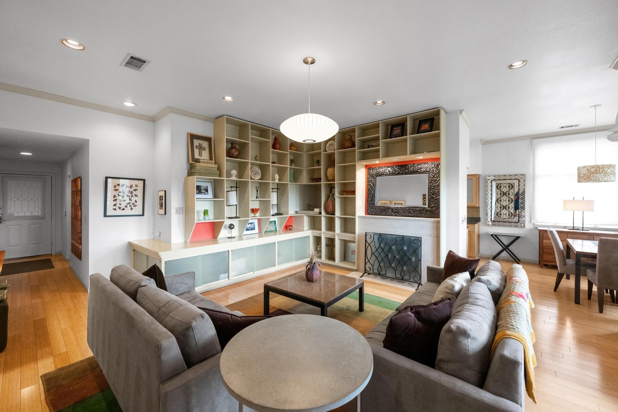 1200 BAYLOR St # 403, Austin, TX 78703