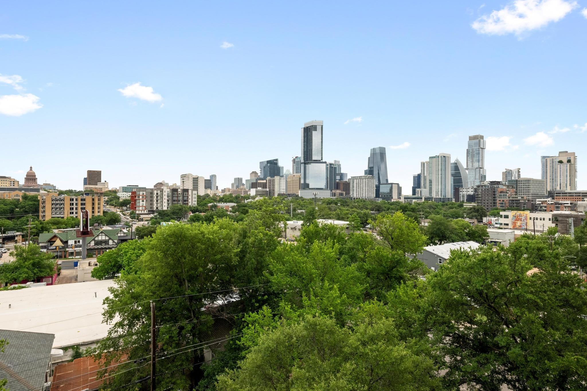 1200 BAYLOR St # 403, Austin, TX 78703