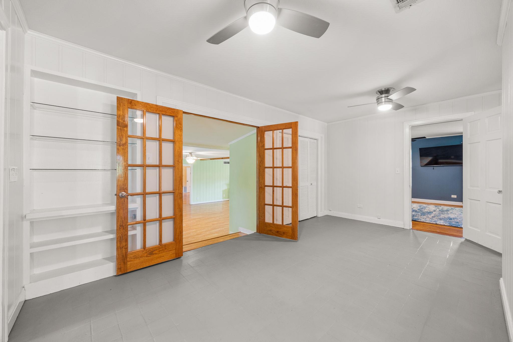 1506 Grace St, Taylor, TX 76574