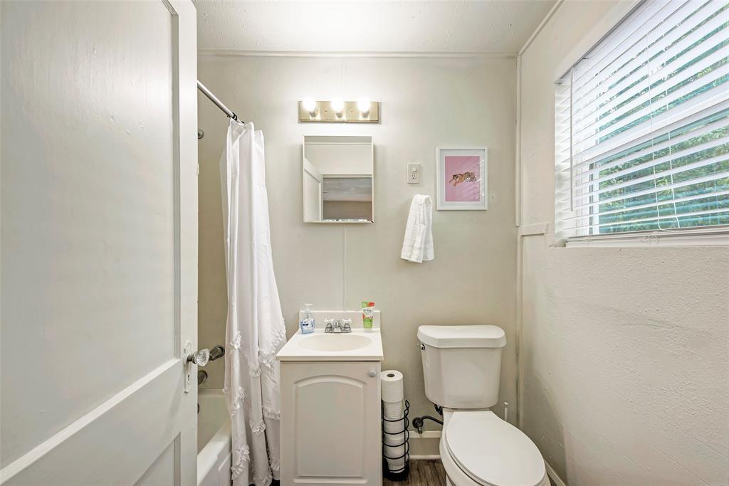 915 W 21st St # 6, Austin, TX 78705