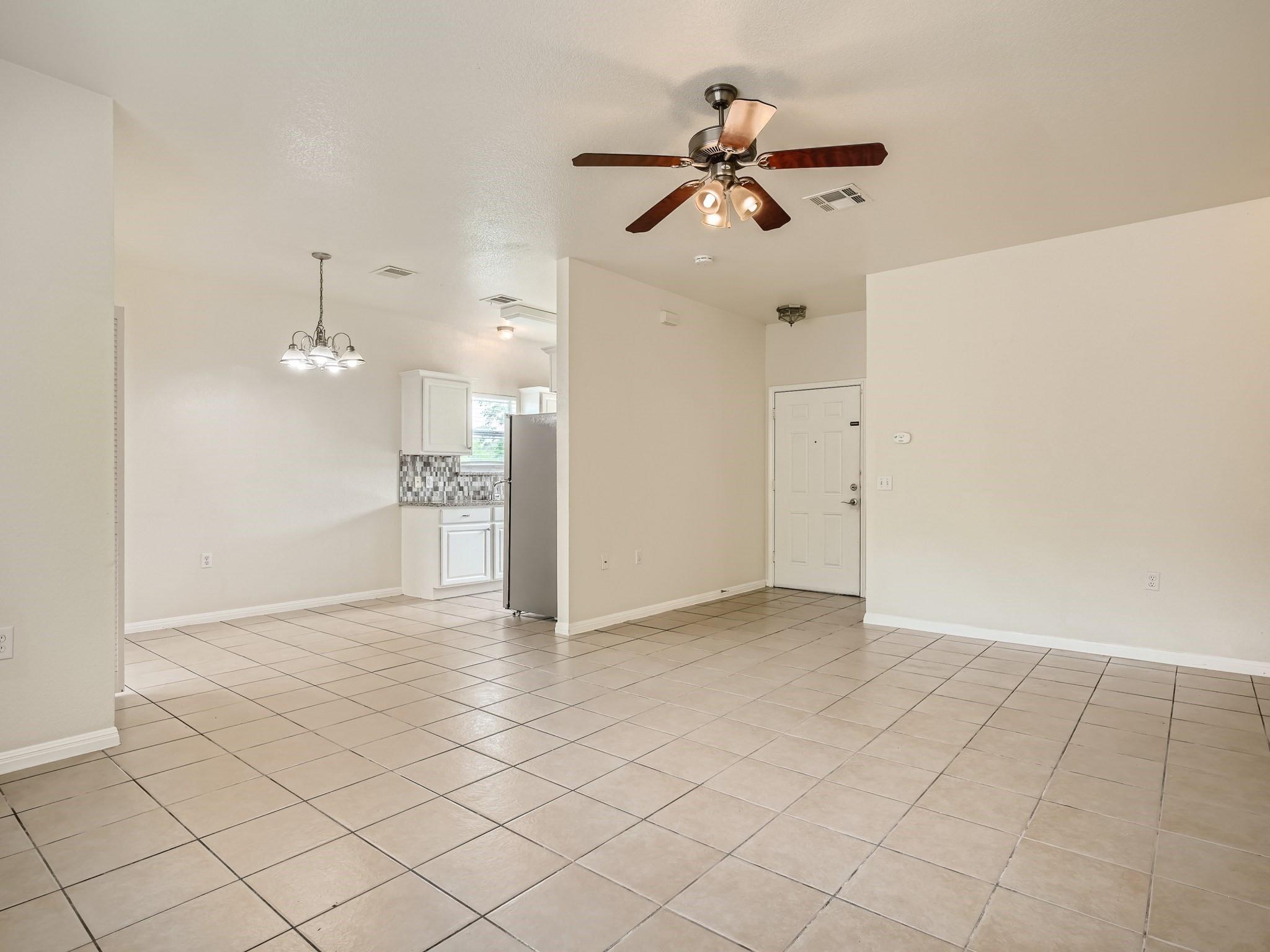 6102 Reicher Dr, Austin, TX 78723