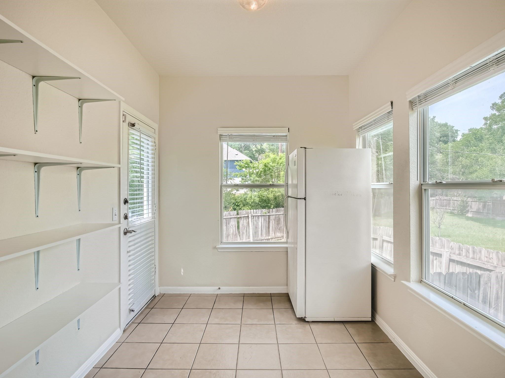 6102 Reicher Dr, Austin, TX 78723