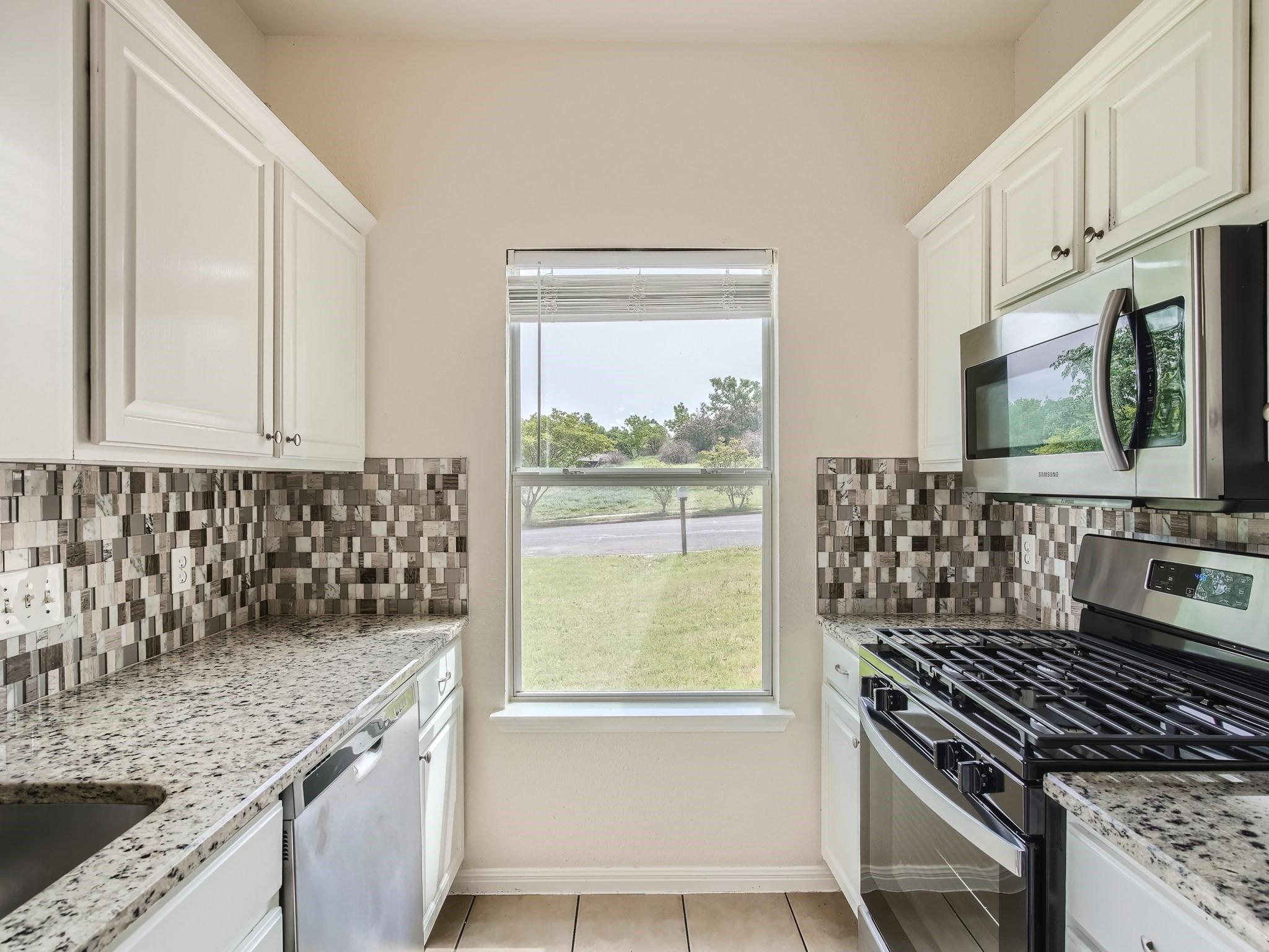 6102 Reicher Dr, Austin, TX 78723