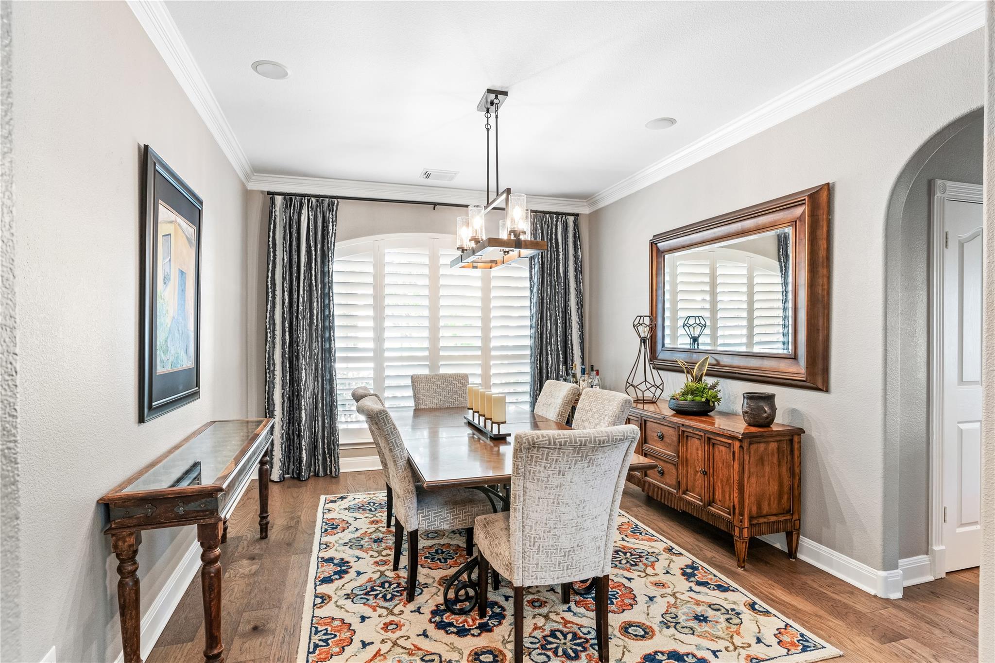 102 Cheerful Ct, Lakeway, TX 78734