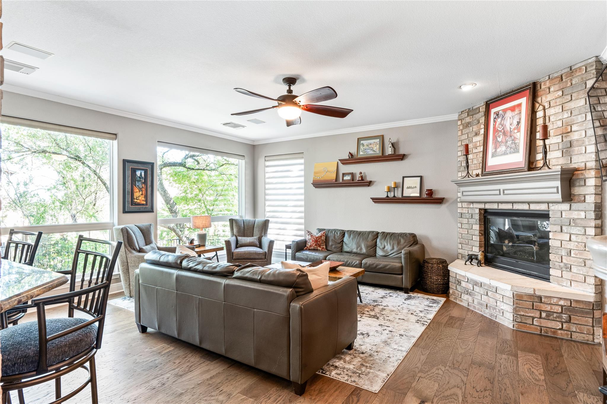102 Cheerful Ct, Lakeway, TX 78734