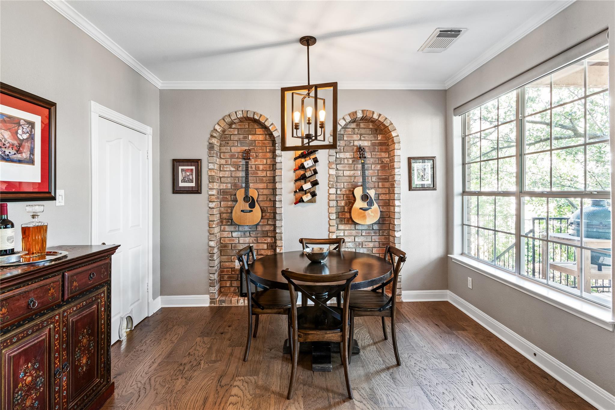 102 Cheerful Ct, Lakeway, TX 78734