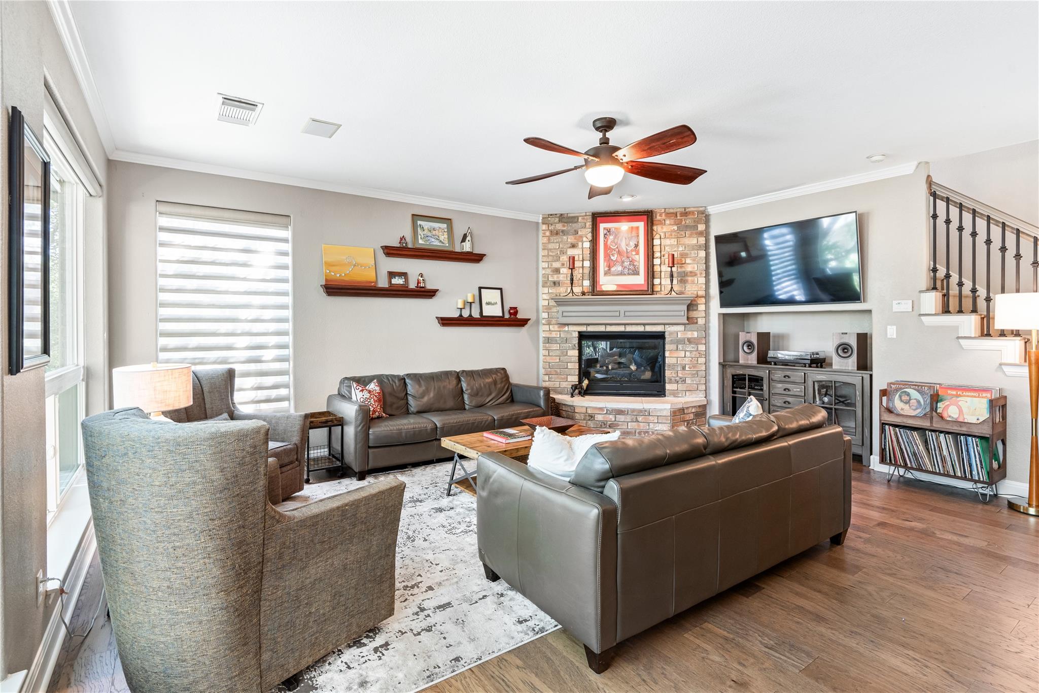 102 Cheerful Ct, Lakeway, TX 78734