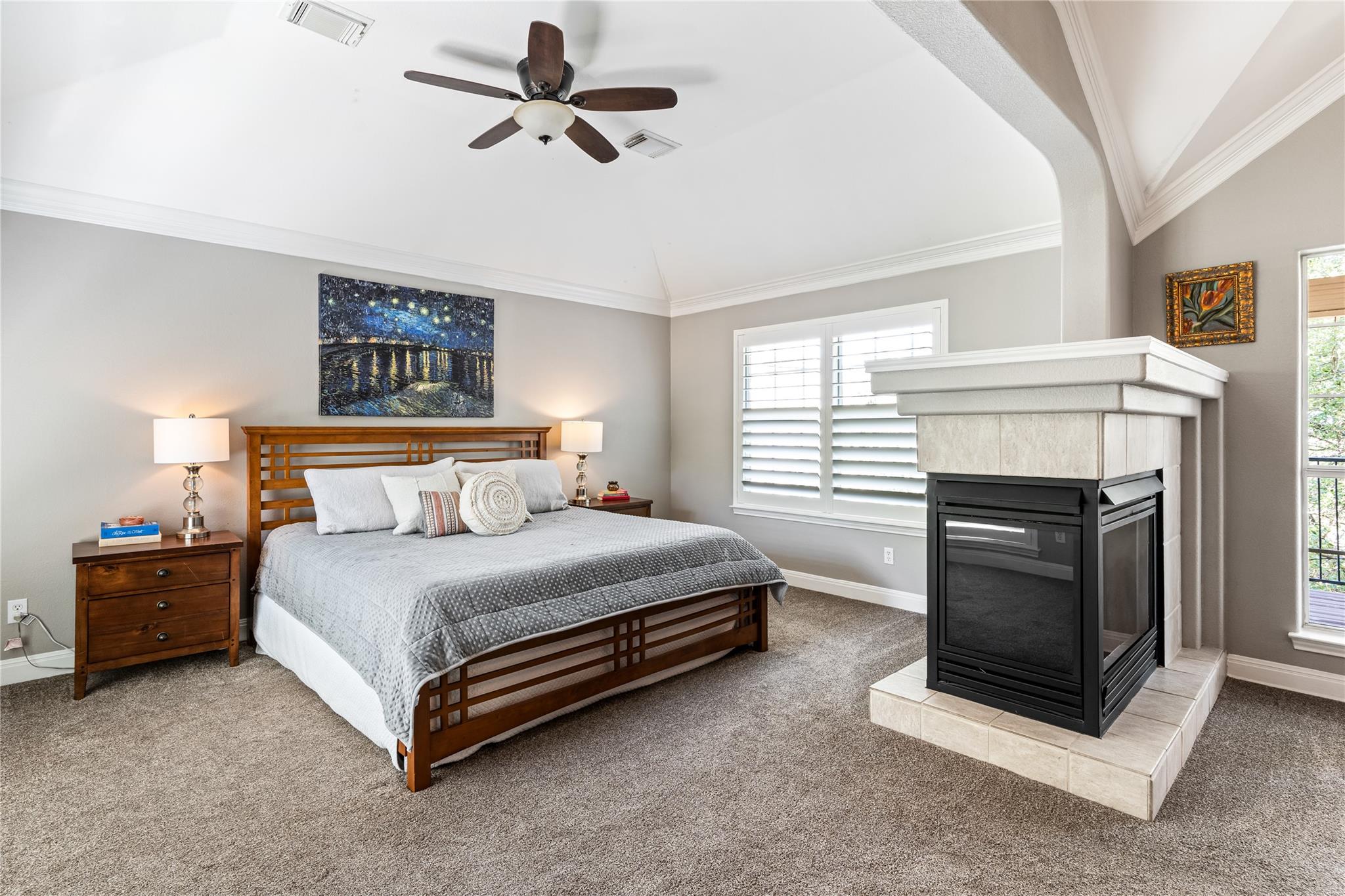 102 Cheerful Ct, Lakeway, TX 78734