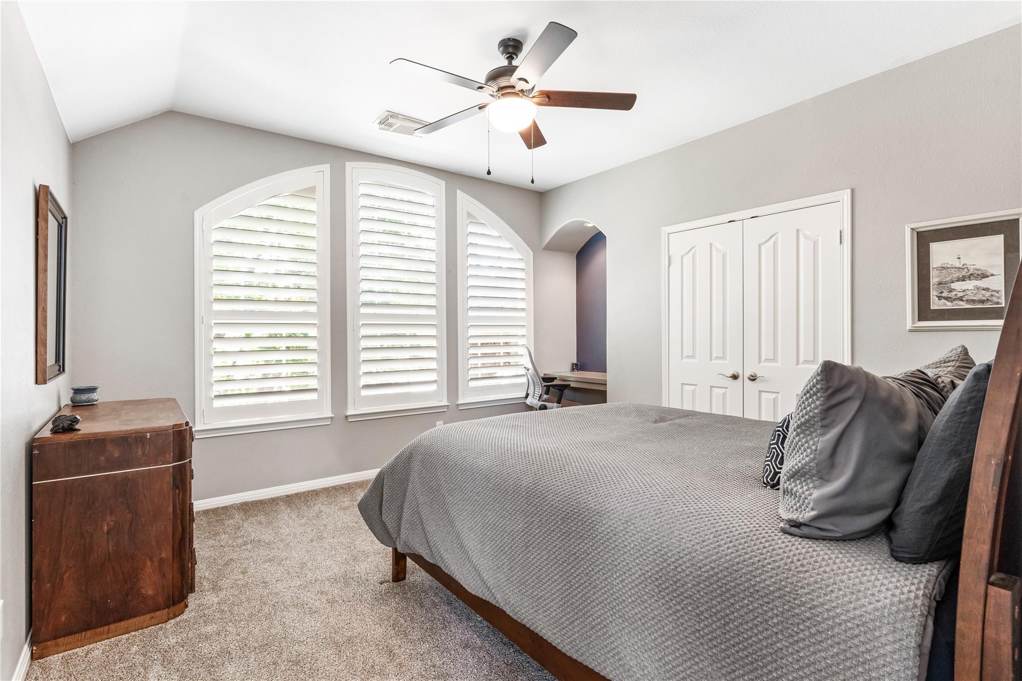 102 Cheerful Ct, Lakeway, TX 78734
