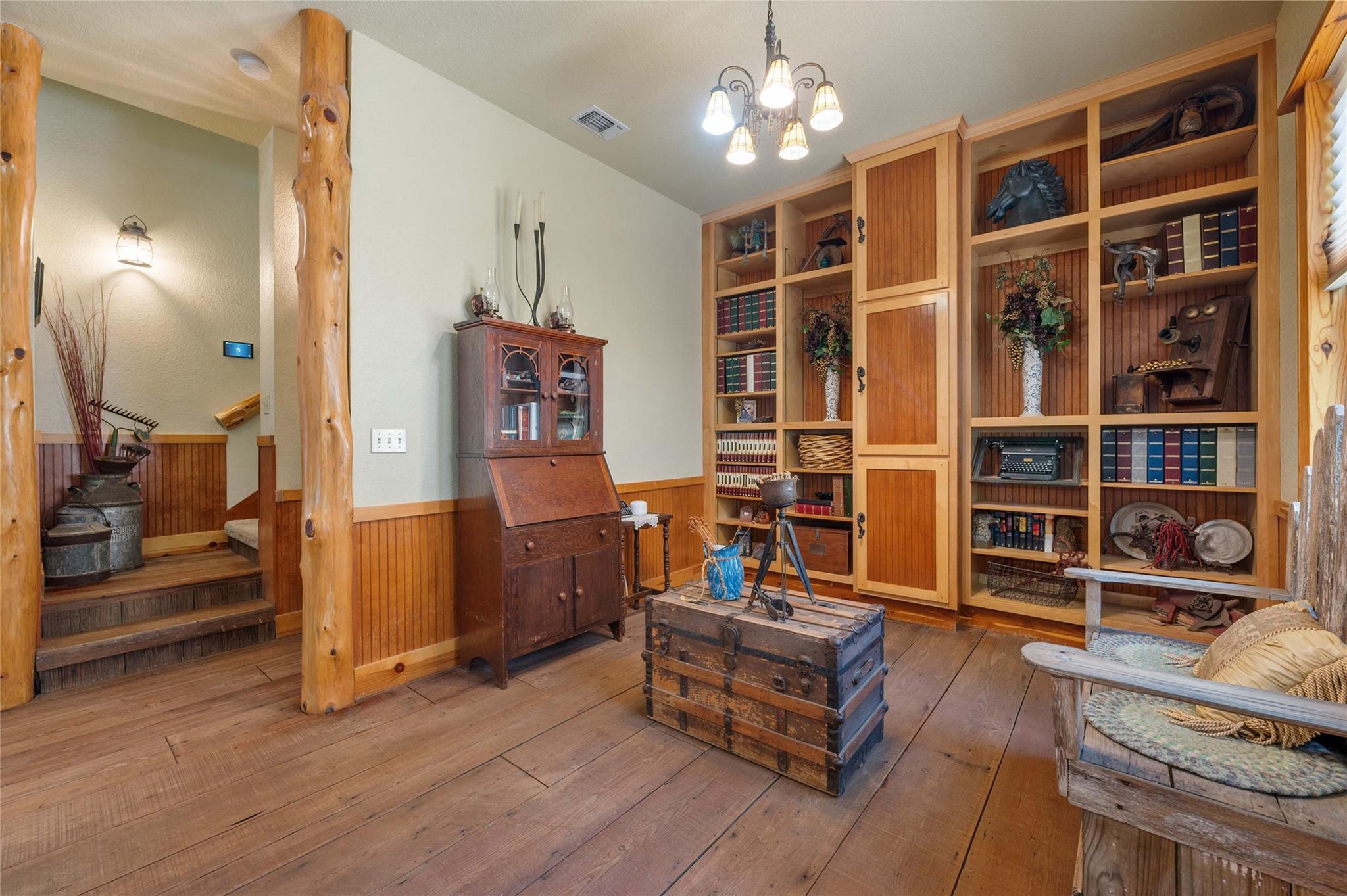 136 Red Fox Ln, Bastrop, TX 78602