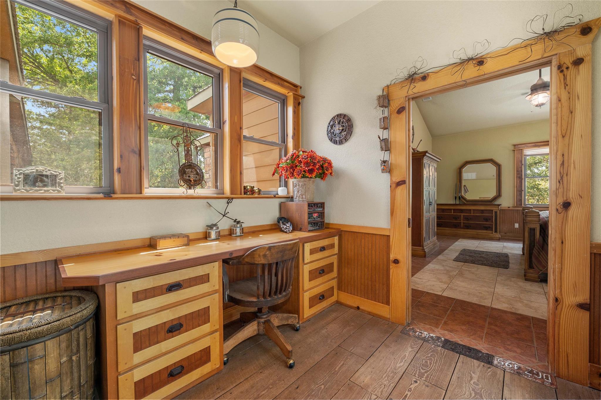 136 Red Fox Ln, Bastrop, TX 78602