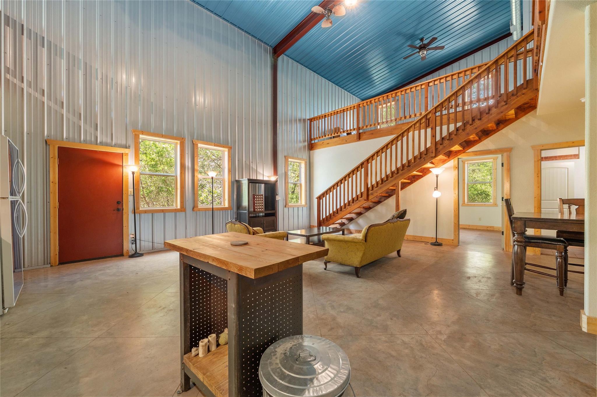 136 Red Fox Ln, Bastrop, TX 78602