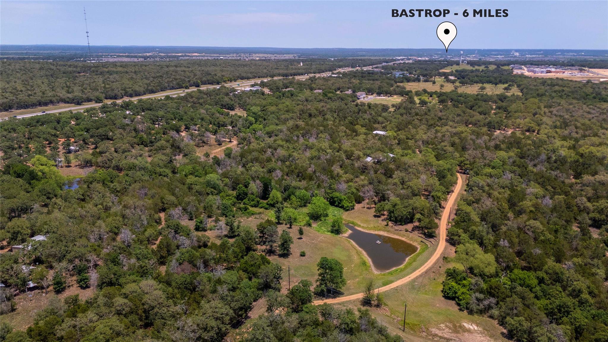 136 Red Fox Ln, Bastrop, TX 78602