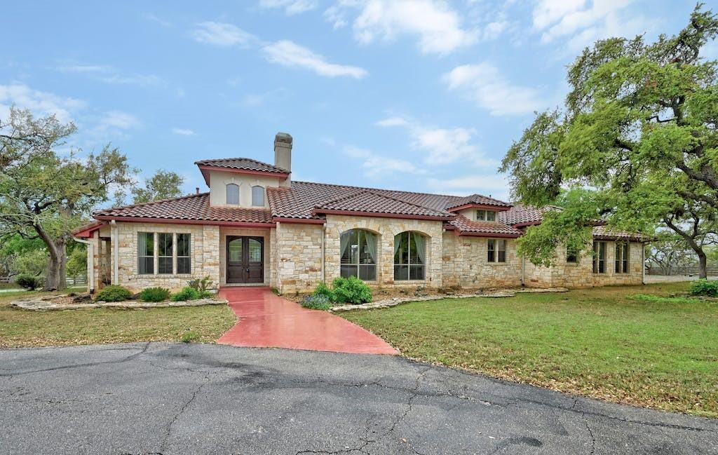 2850 Mt Gainor Rd, Dripping Springs, TX 78620