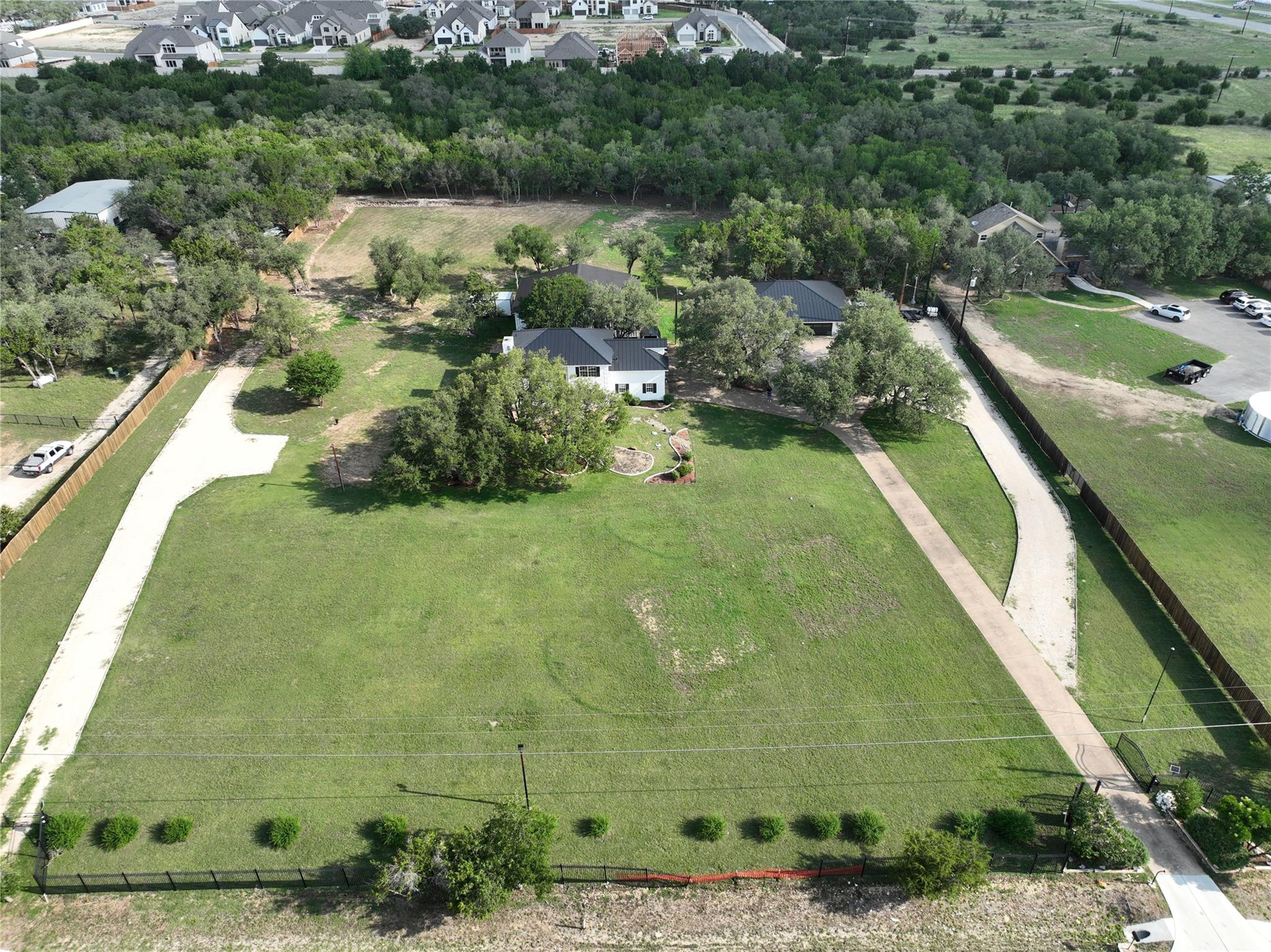 102 County Road 180, Leander, TX 78641