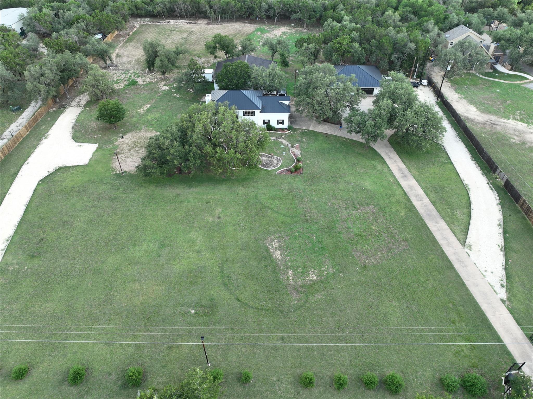102 County Road 180, Leander, TX 78641
