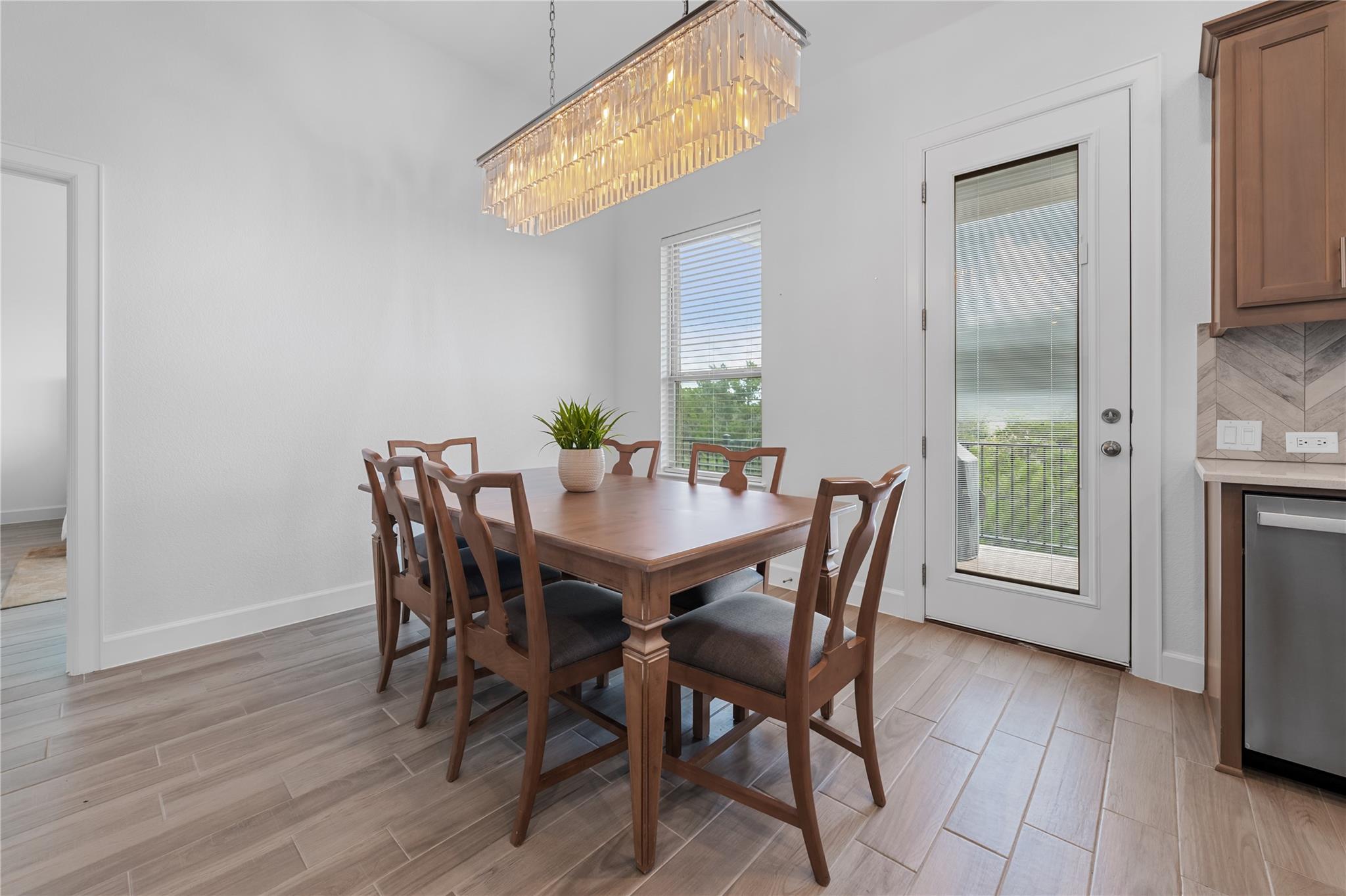 6408 Empresa Dr, Austin, TX 78738