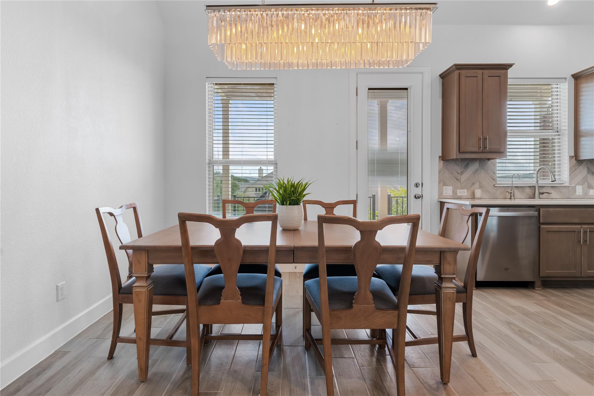 6408 Empresa Dr, Austin, TX 78738
