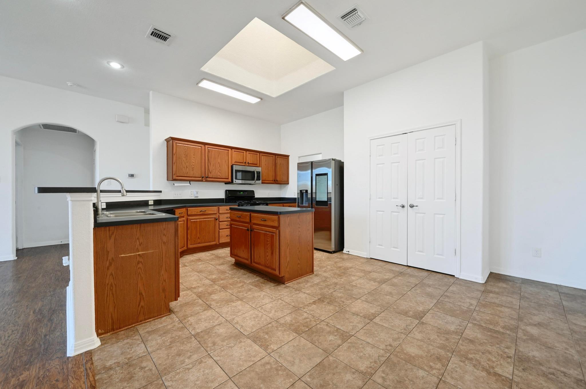 198 Valruth Dr, Kyle, TX 78640