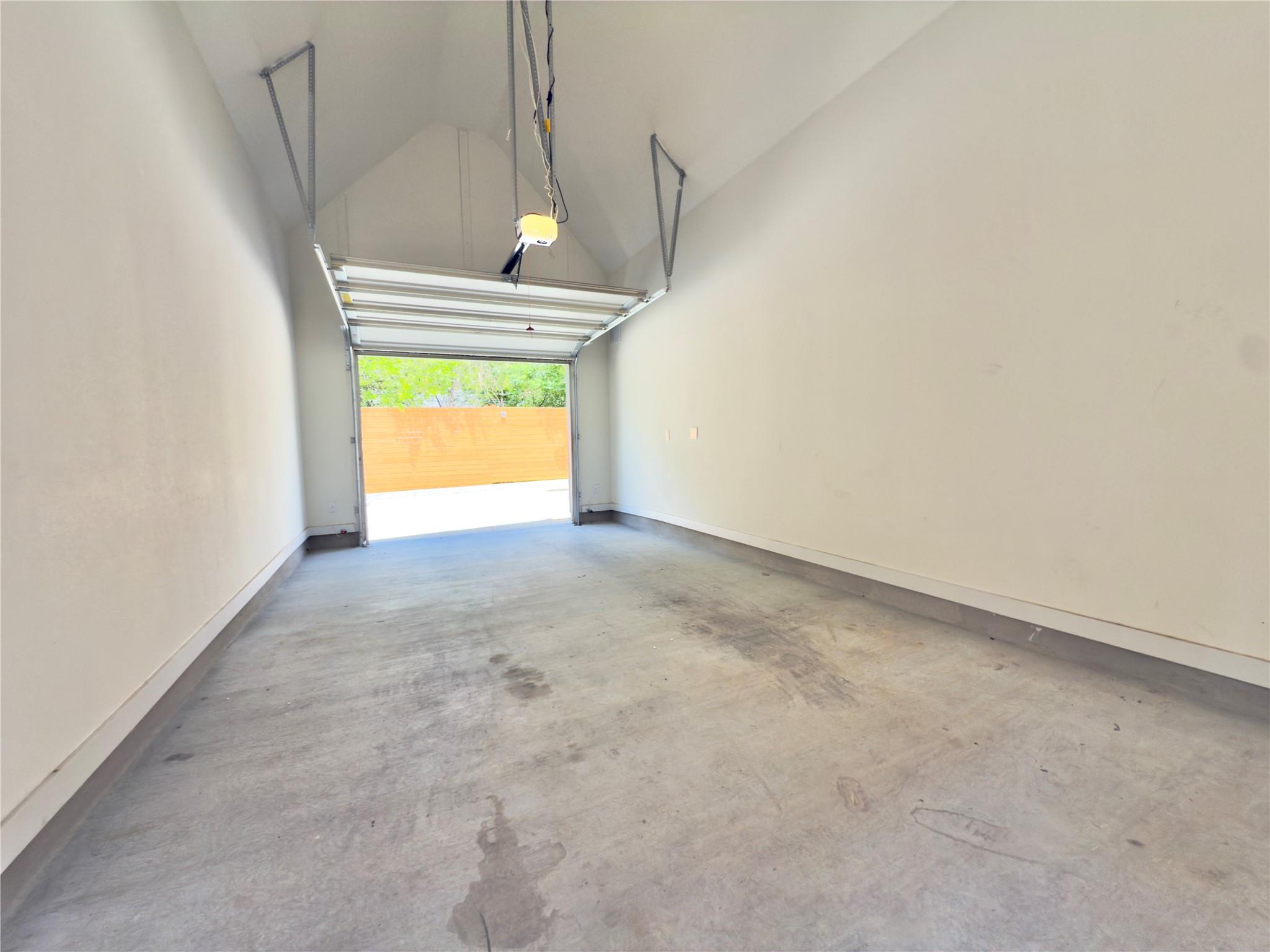 4020 Airport Blvd # 9, Austin, TX 78722