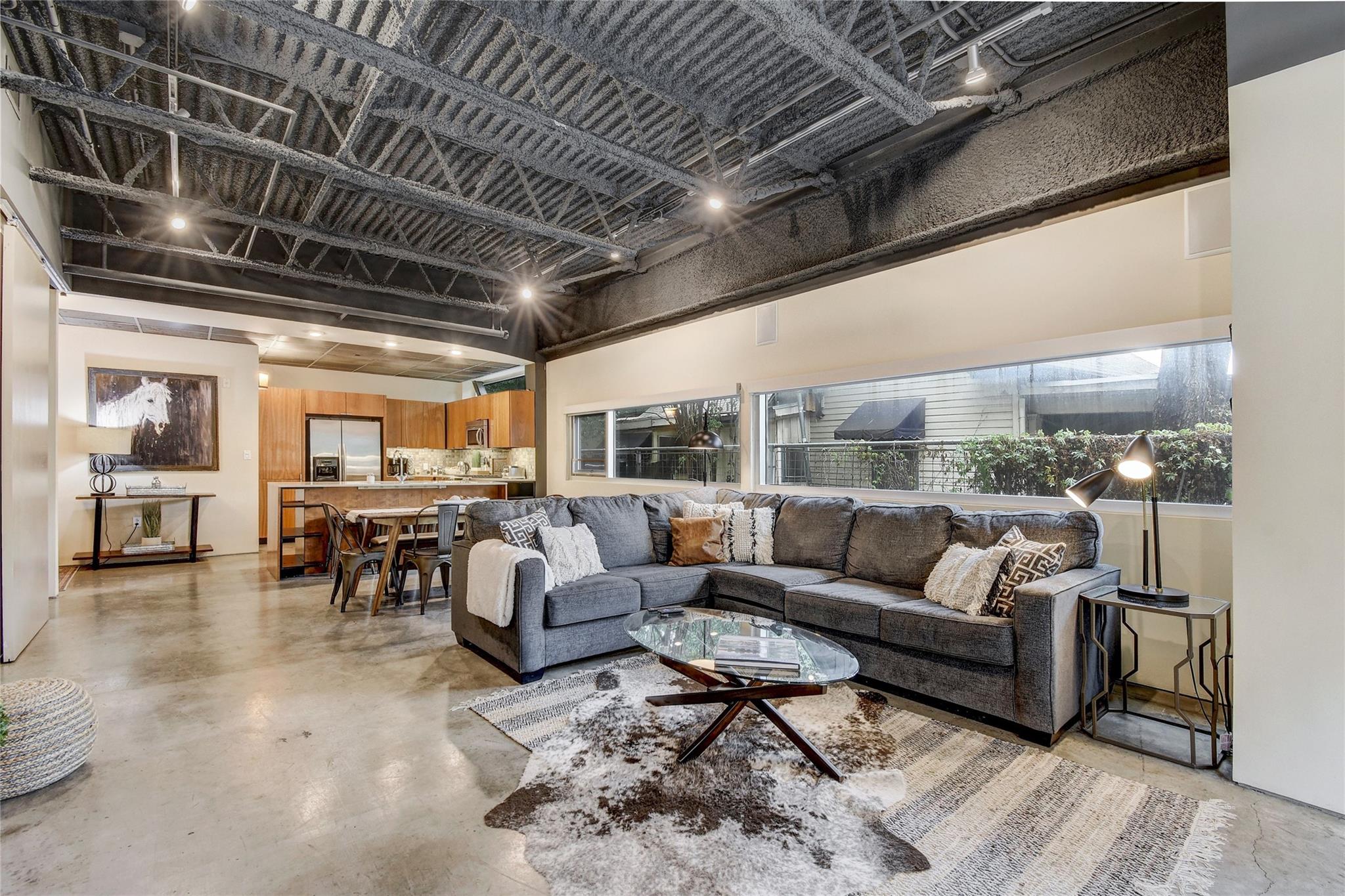 601 Brushy St # 205, Austin, TX 78702