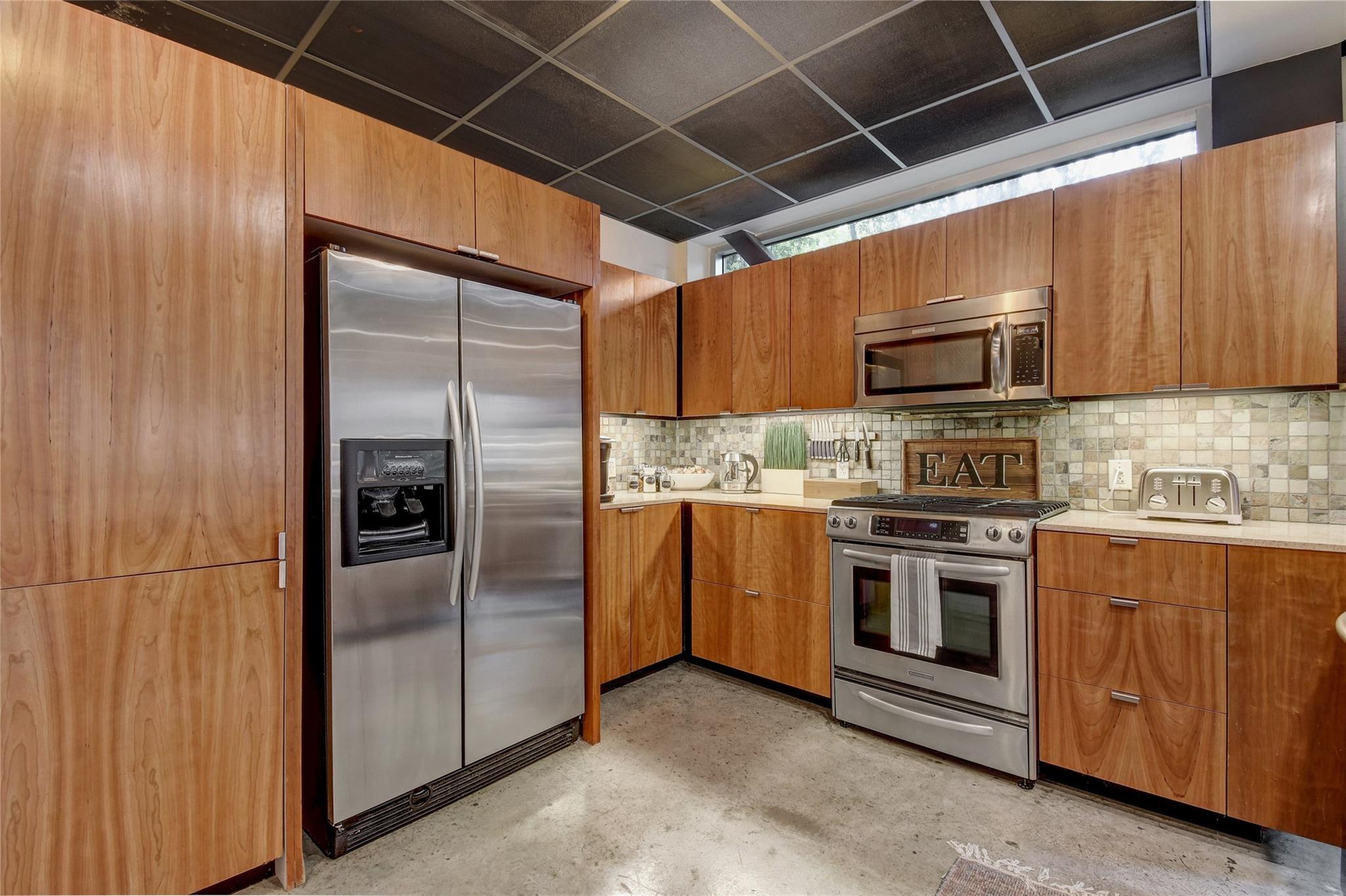 601 Brushy St # 205, Austin, TX 78702