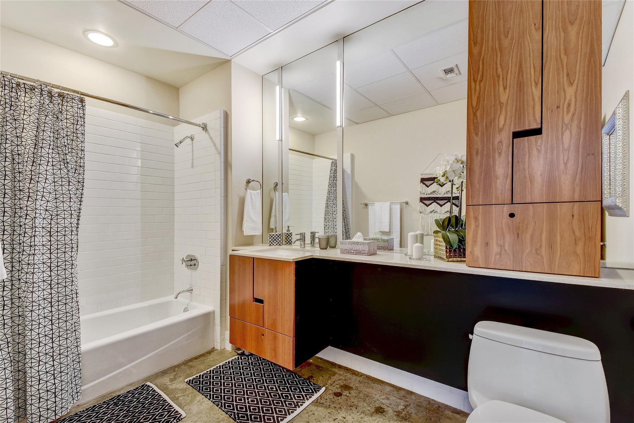 601 Brushy St # 205, Austin, TX 78702