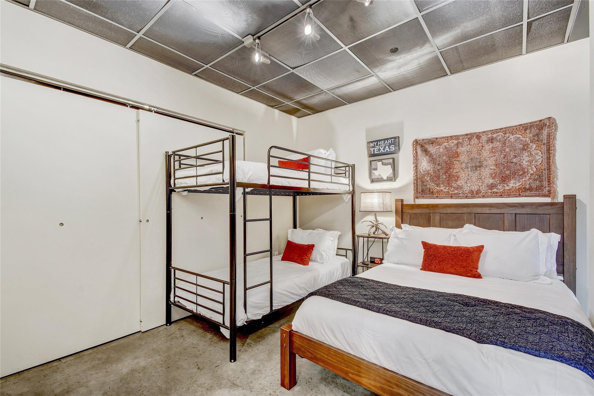 601 Brushy St # 205, Austin, TX 78702