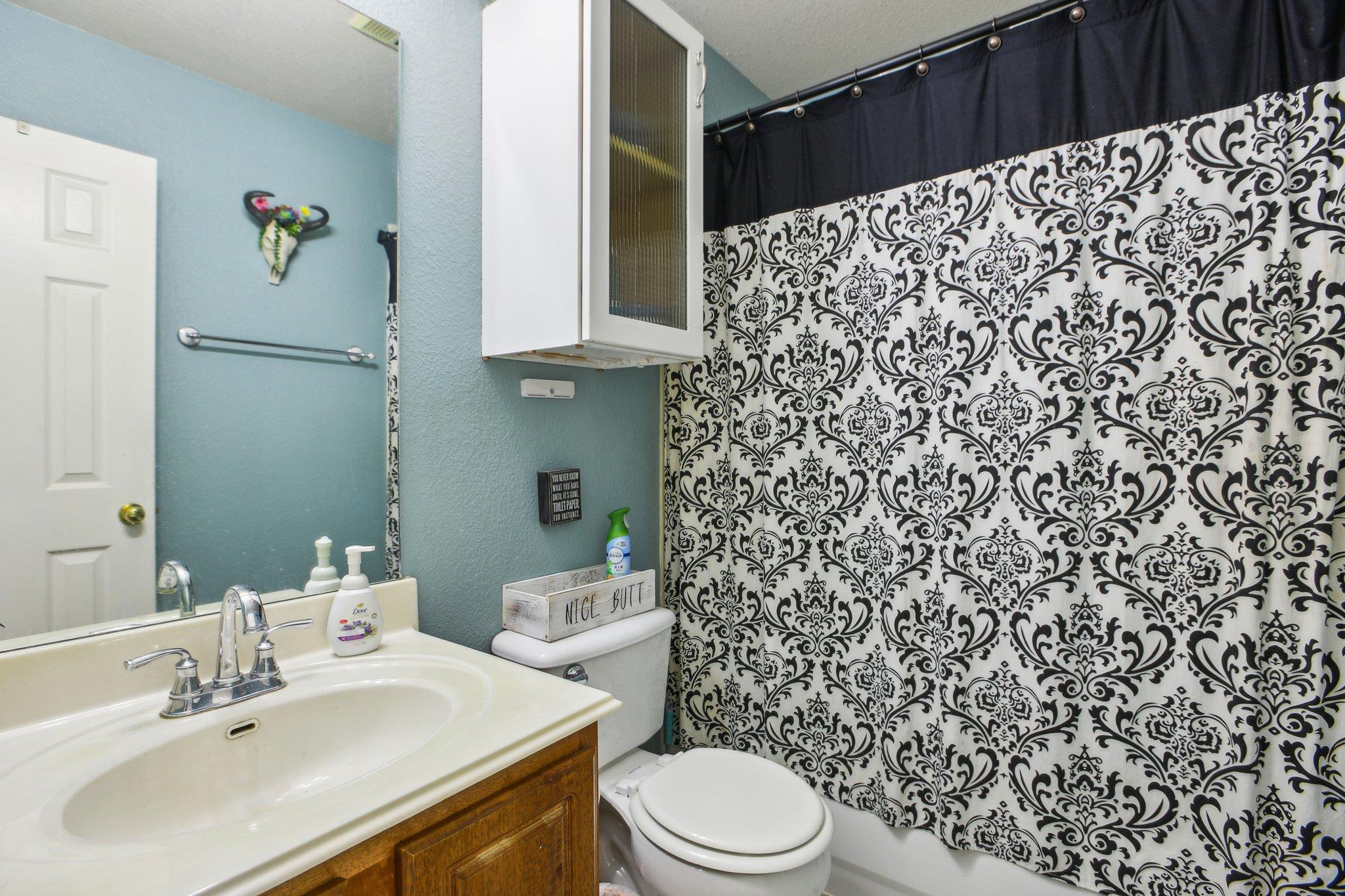 401 Rio Grande Ave, Hutto, TX 78634
