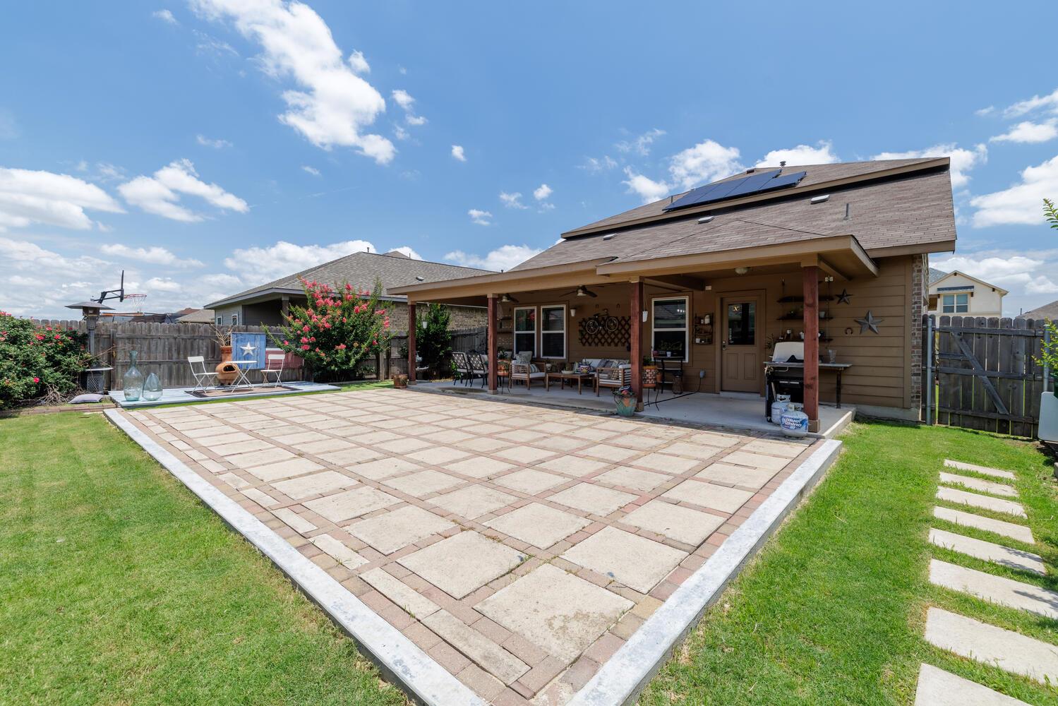 17020 Lathrop Ave, Pflugerville, TX 78660