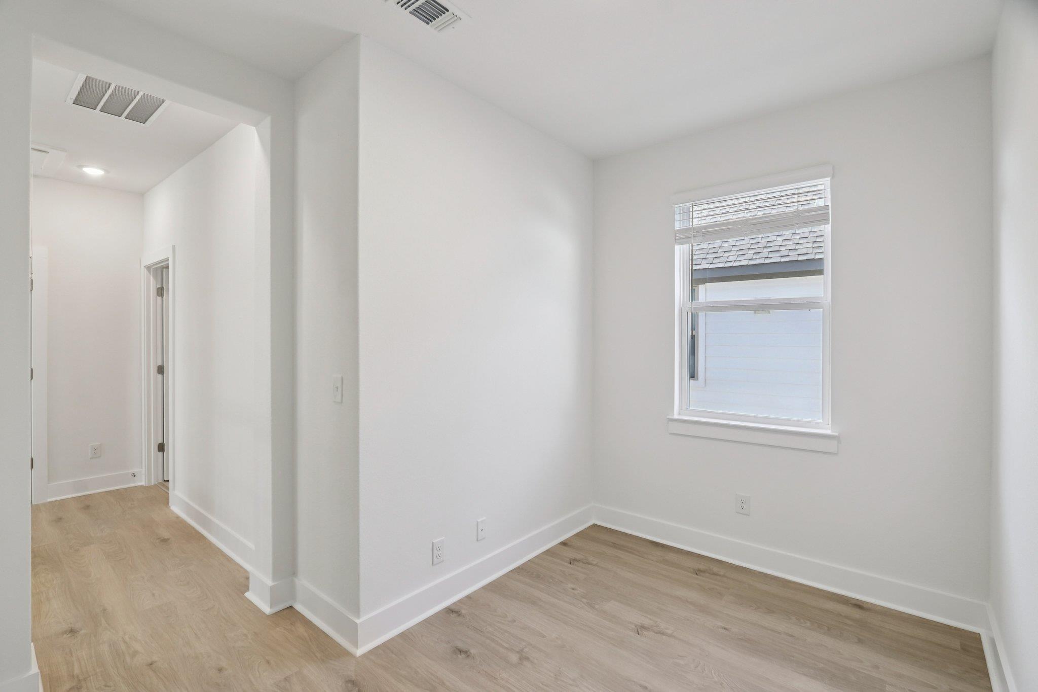 1512 Cardinal Ln, Round Rock, TX 78681