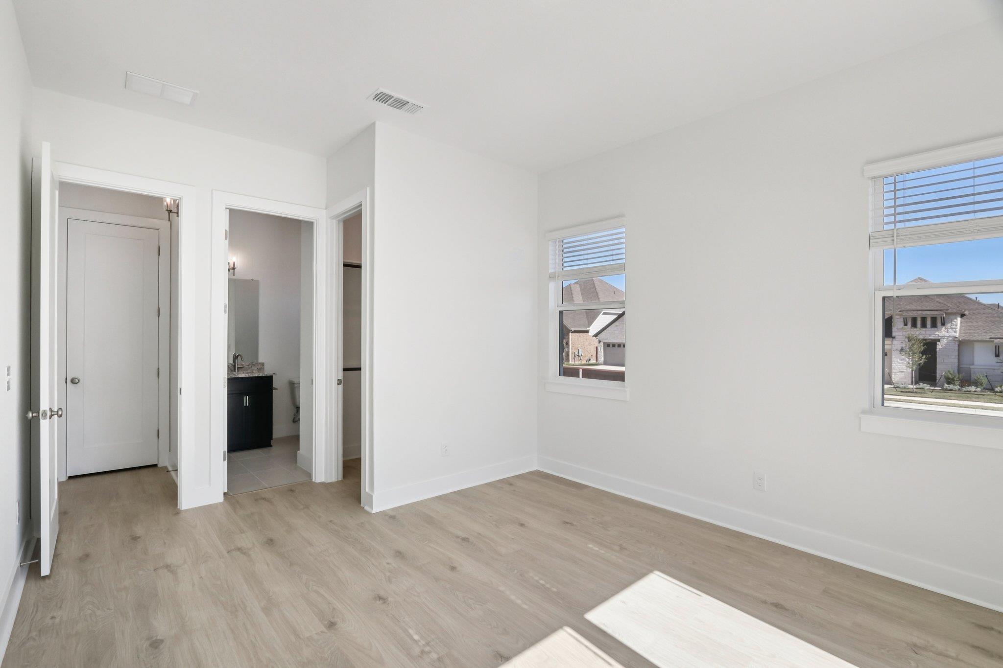 1512 Cardinal Ln, Round Rock, TX 78681