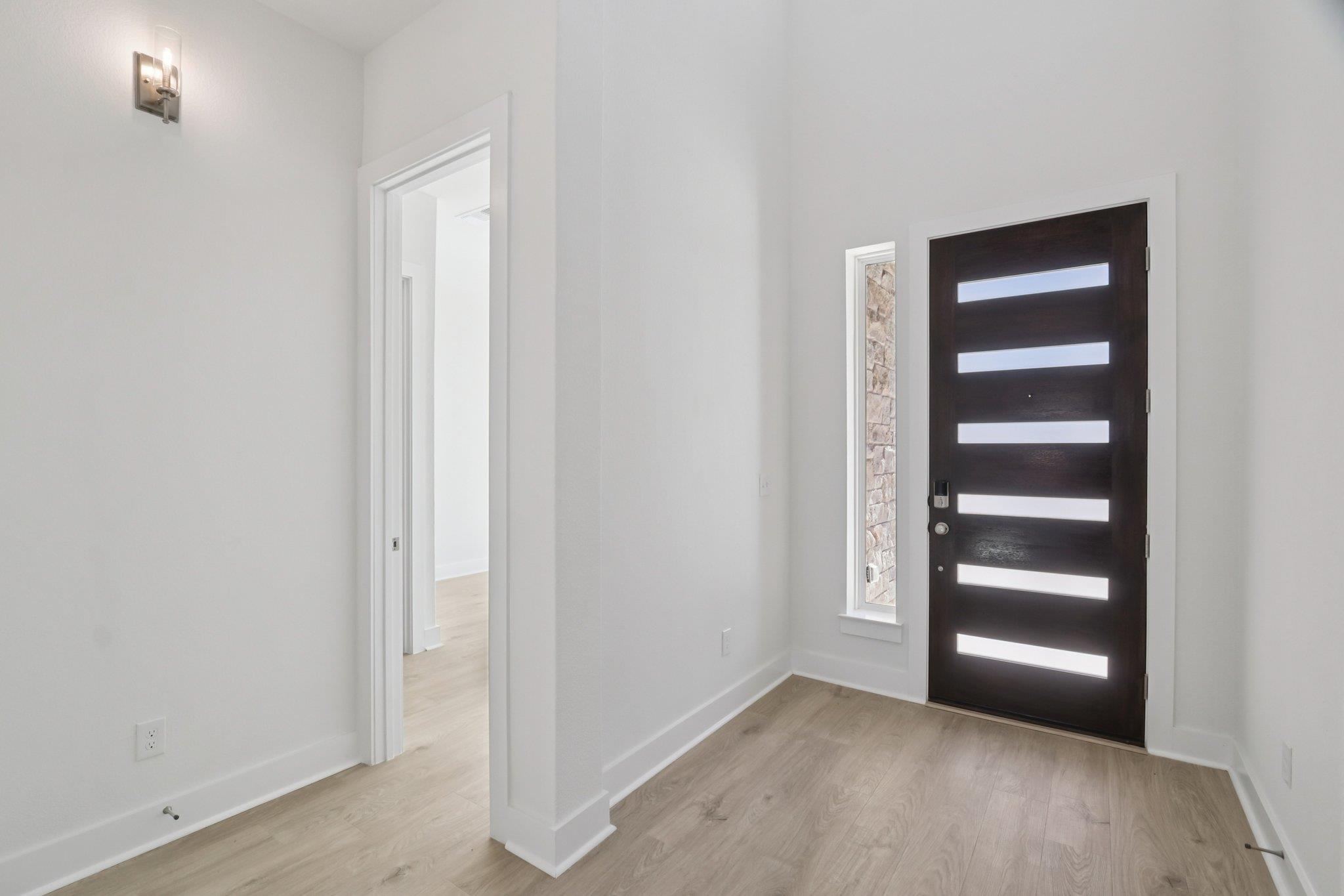 1512 Cardinal Ln, Round Rock, TX 78681