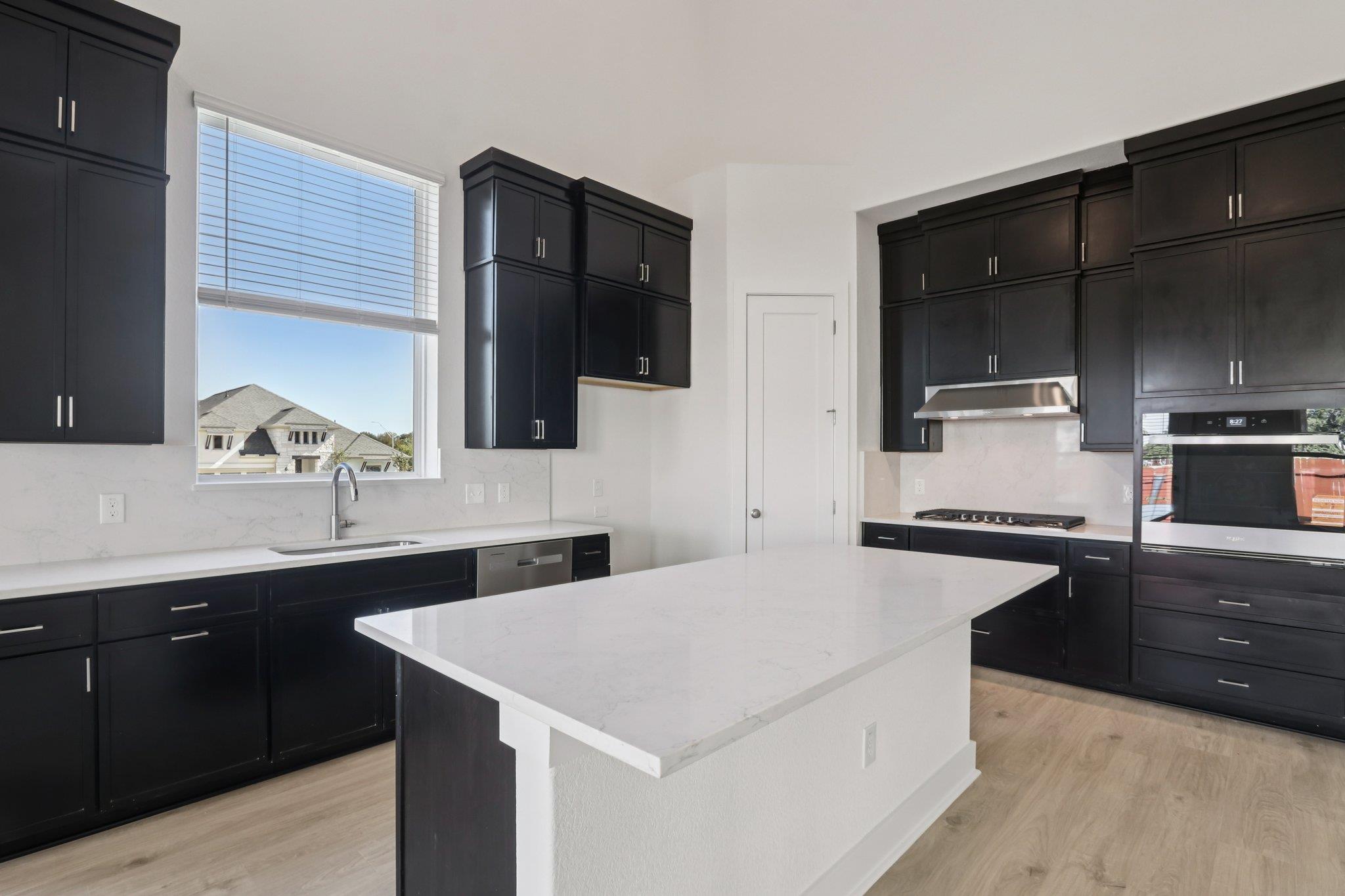 1512 Cardinal Ln, Round Rock, TX 78681