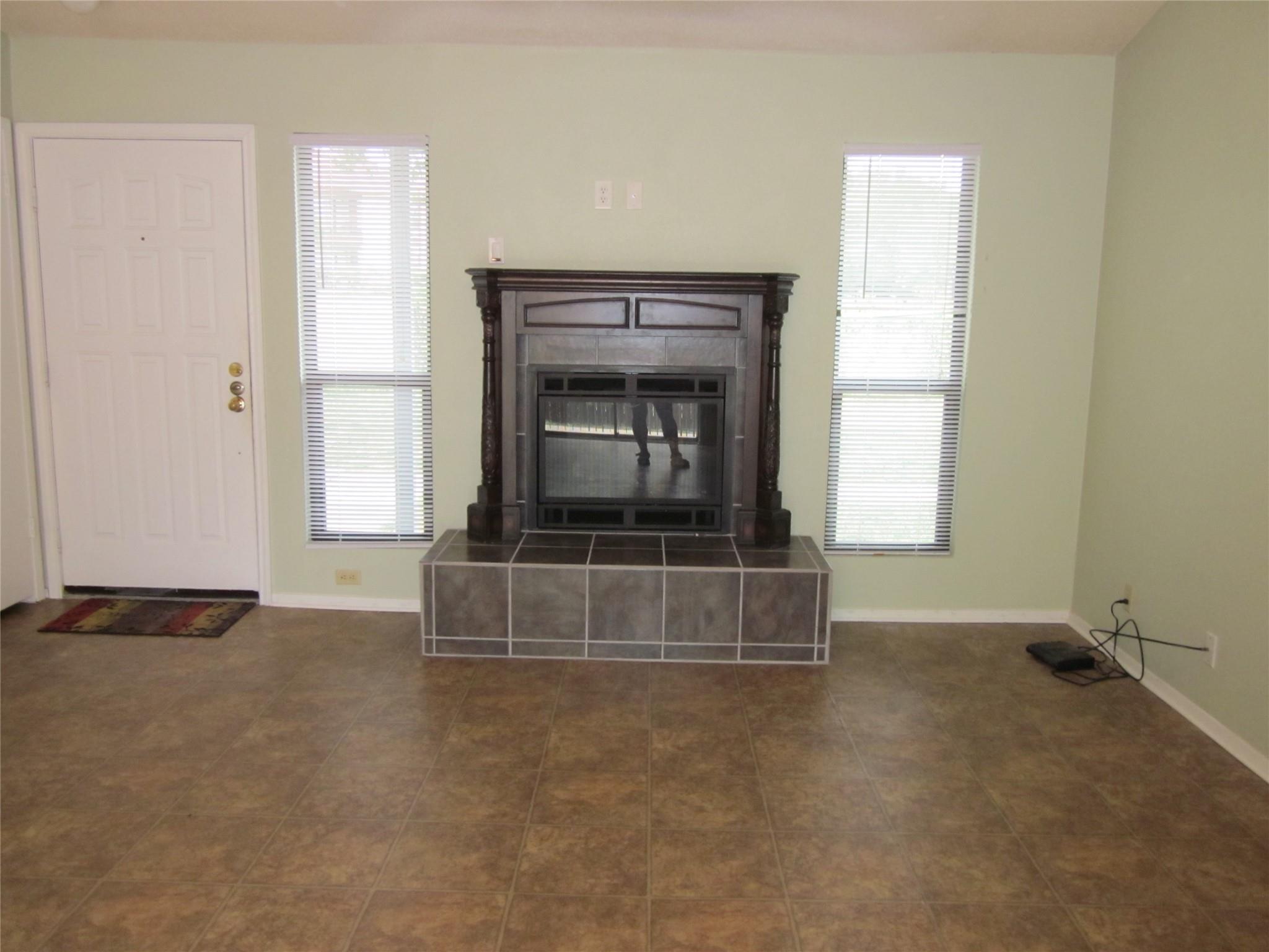 3603 Buffalo Springs Trl # B, Georgetown, TX 78628