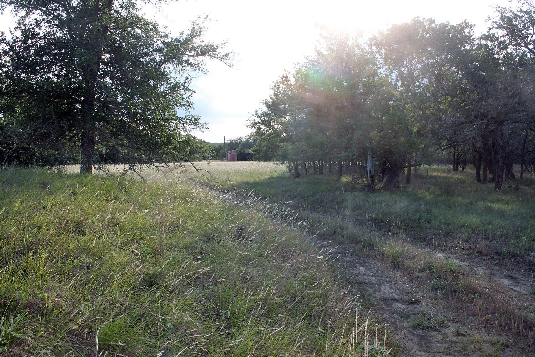 6020 FM 3158 Highway, Dale, TX 78616