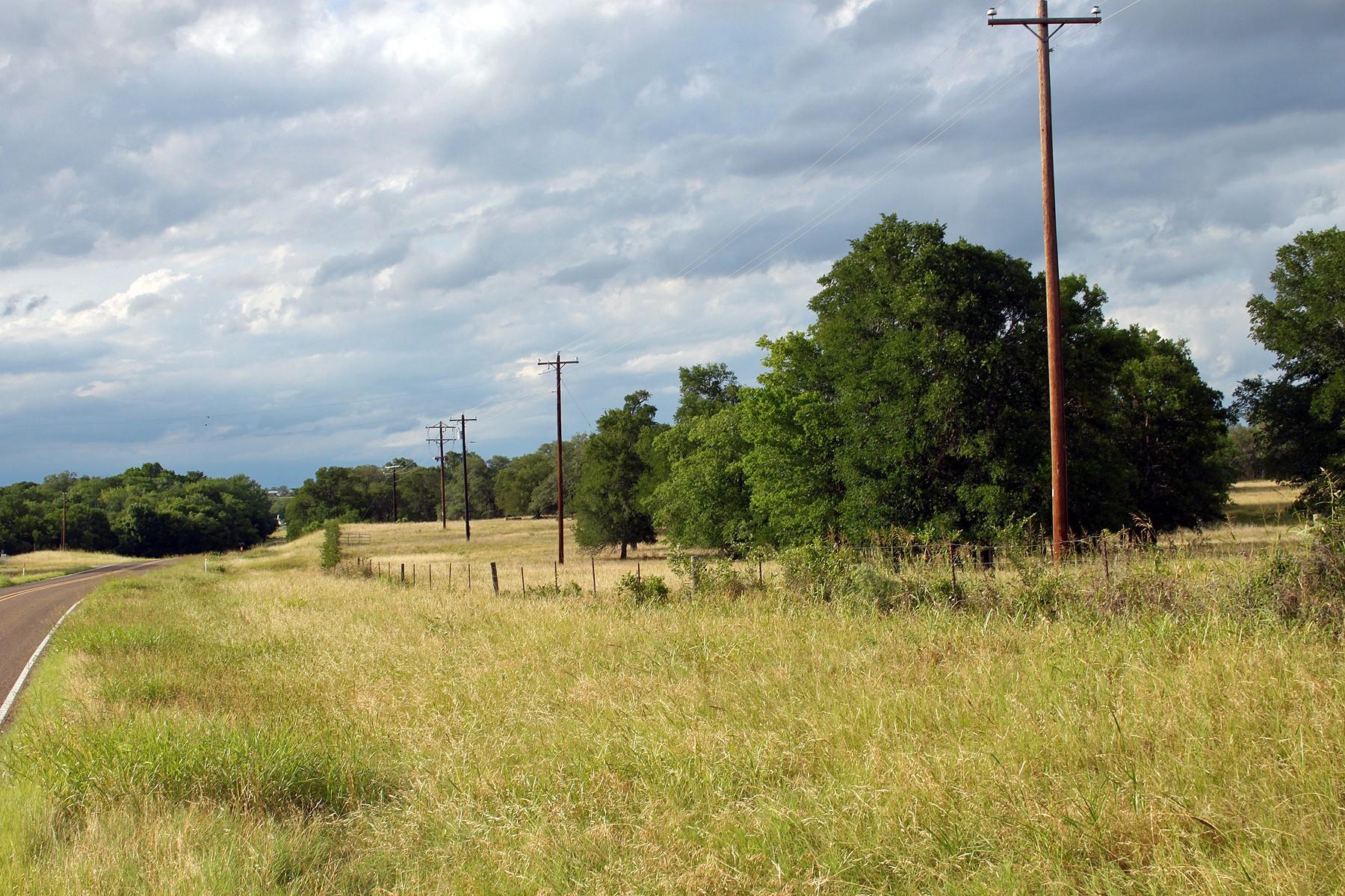 6020 FM 3158 Highway, Dale, TX 78616