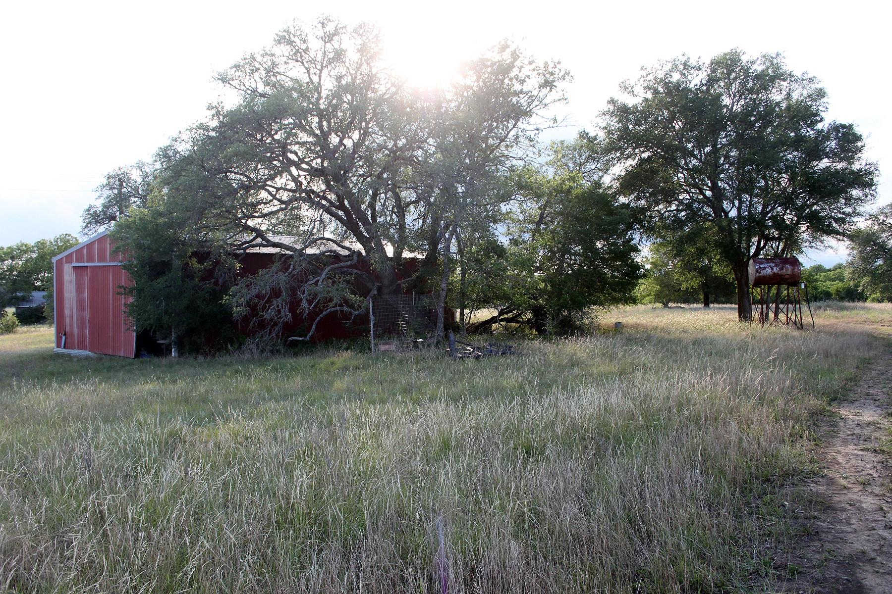 6020 FM 3158 Highway, Dale, TX 78616