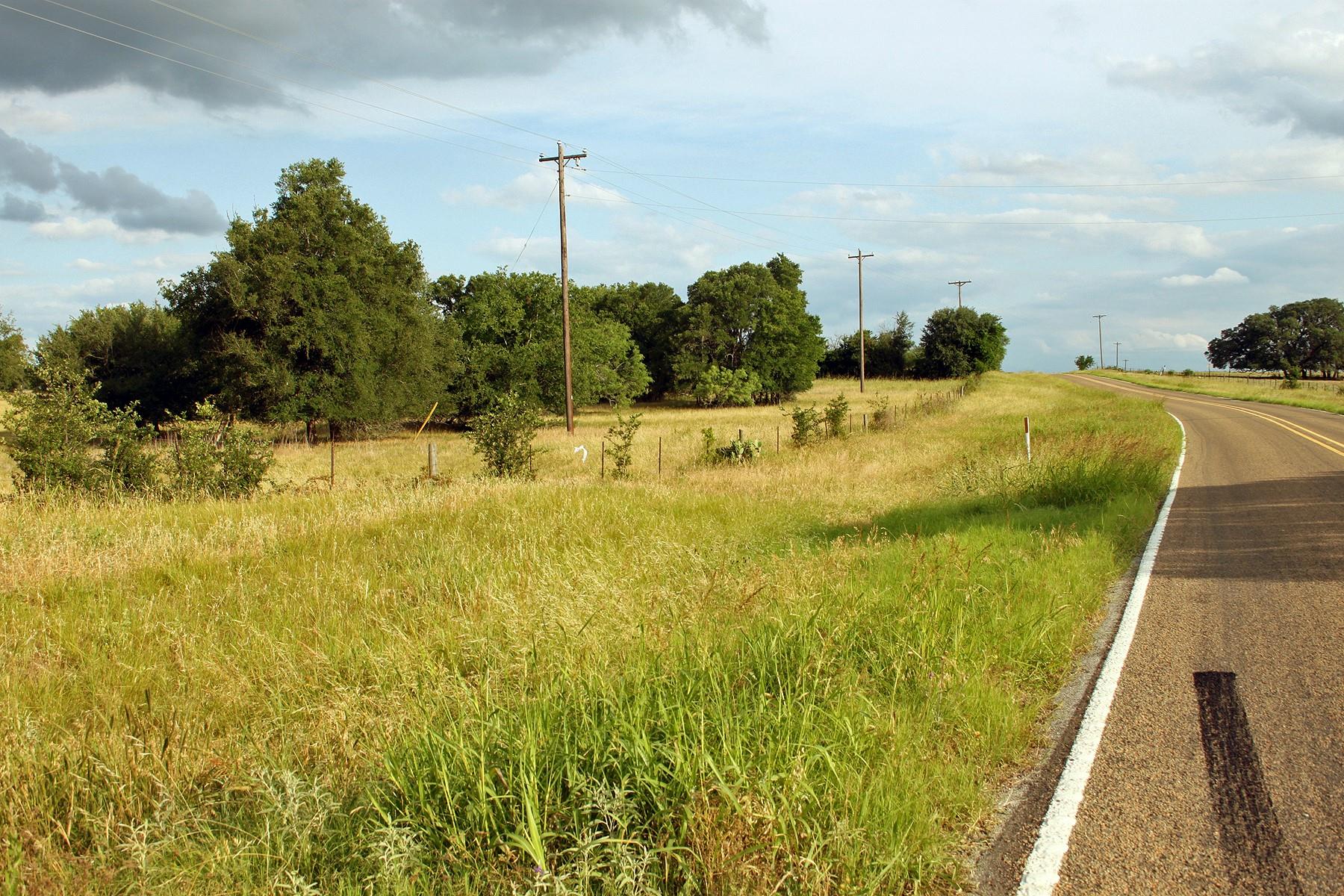 6020 FM 3158 Highway, Dale, TX 78616