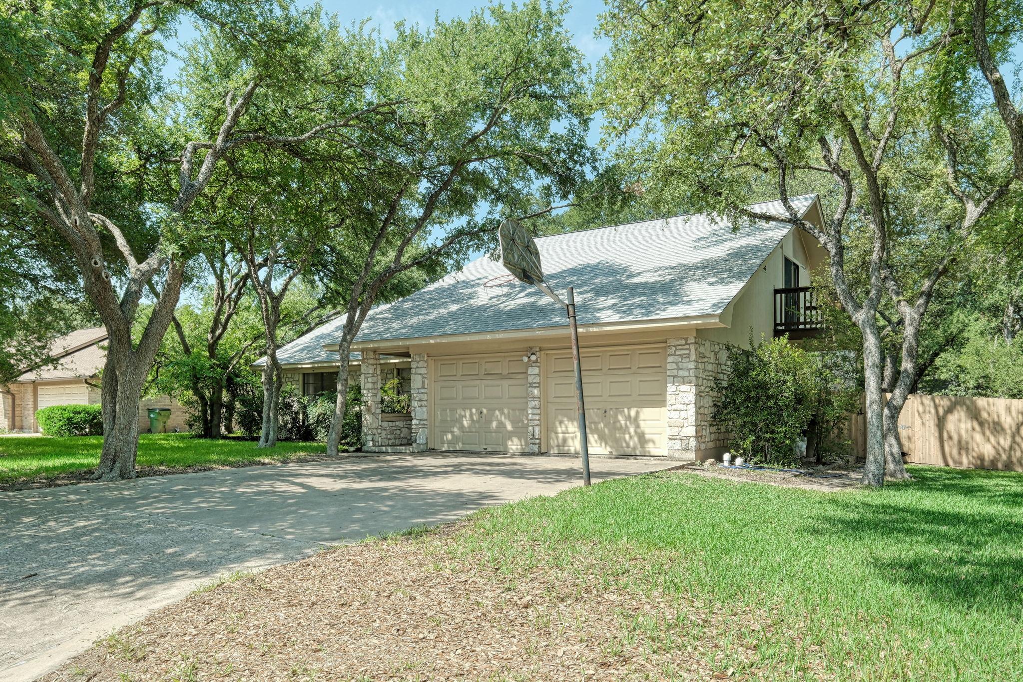 1104 Saint Williams Ave, Round Rock, TX 78681