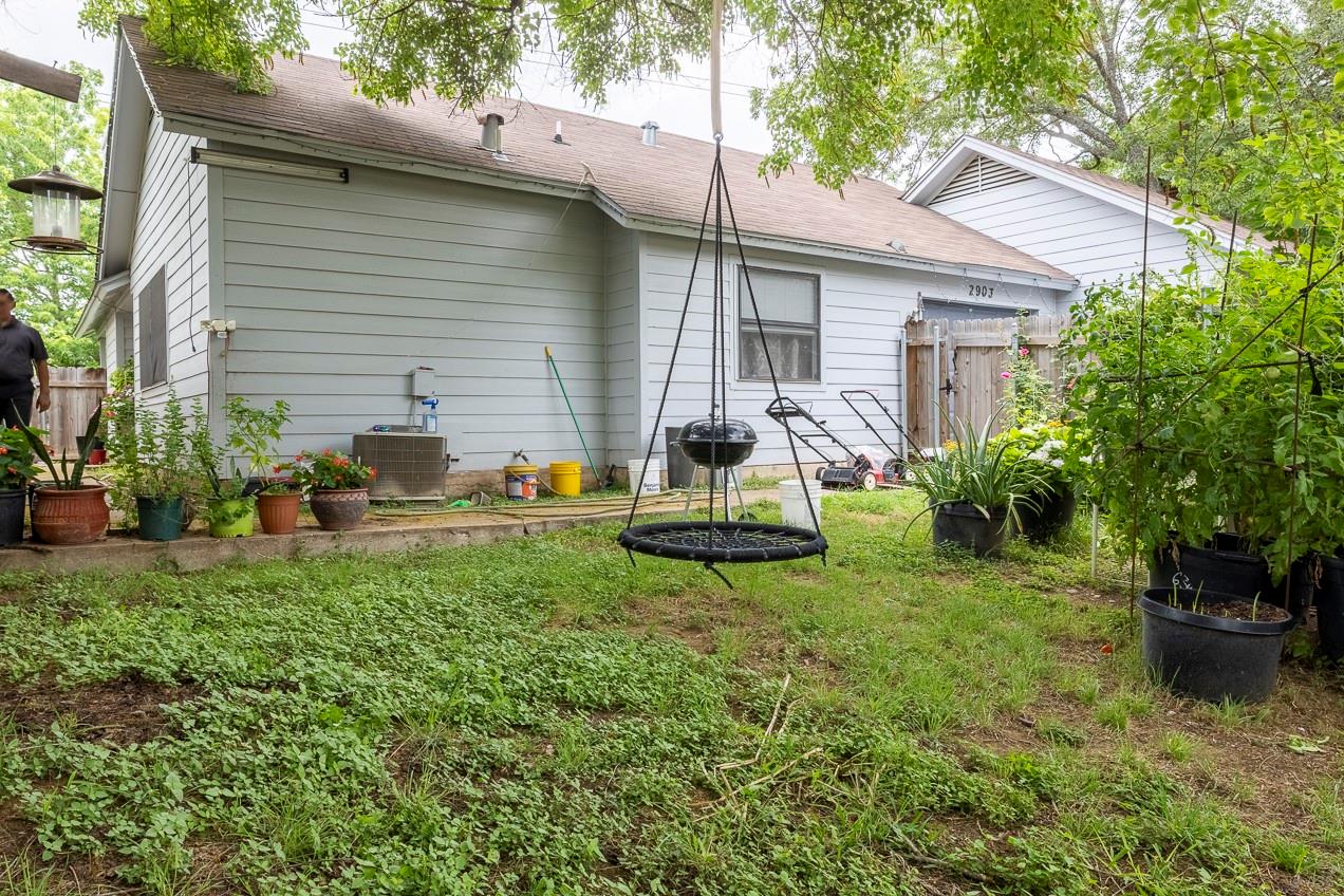 2903 W Slaughter Ln, Austin, TX 78748