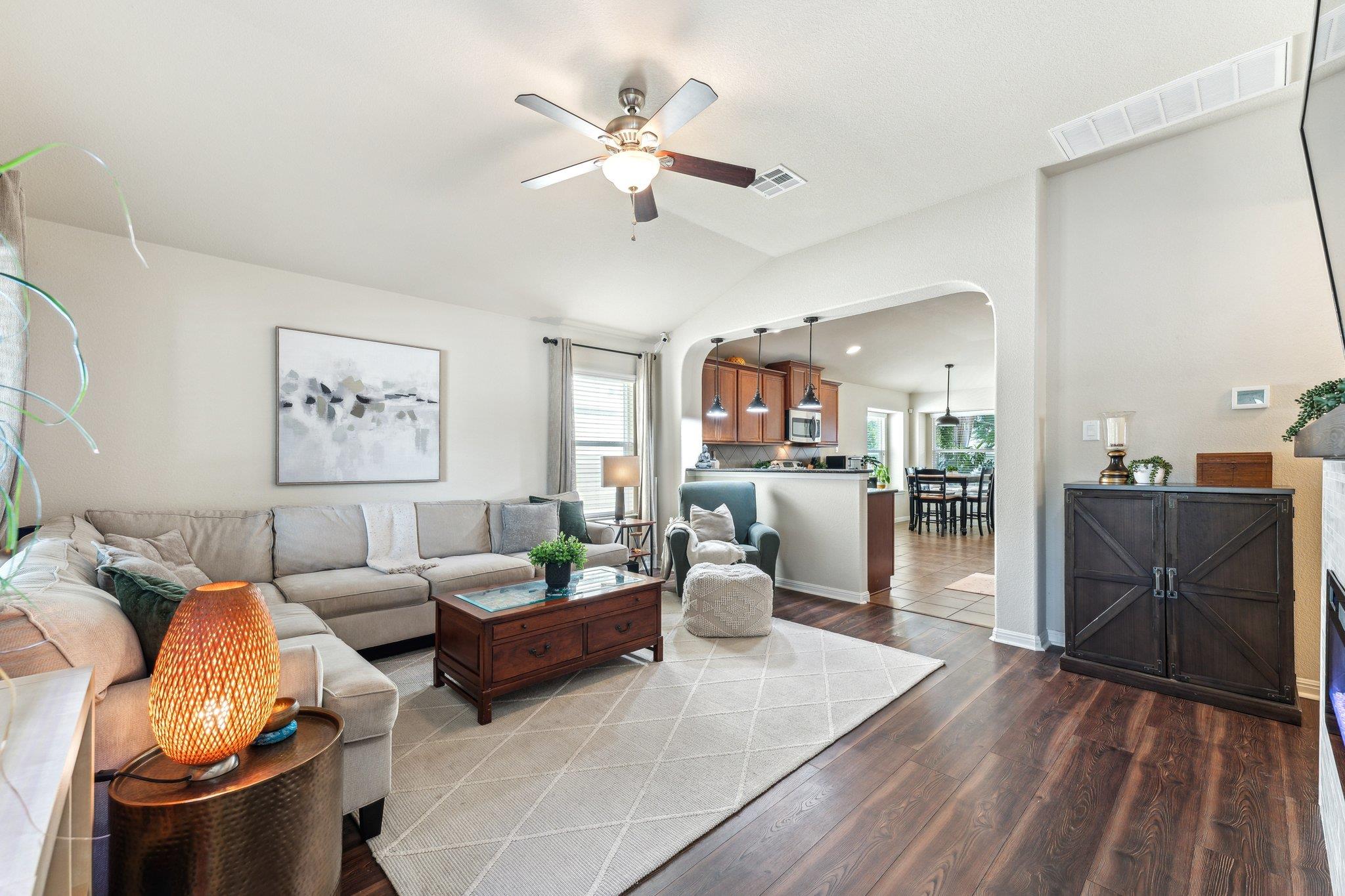 1001 Niobrara River Dr, Pflugerville, TX 78660