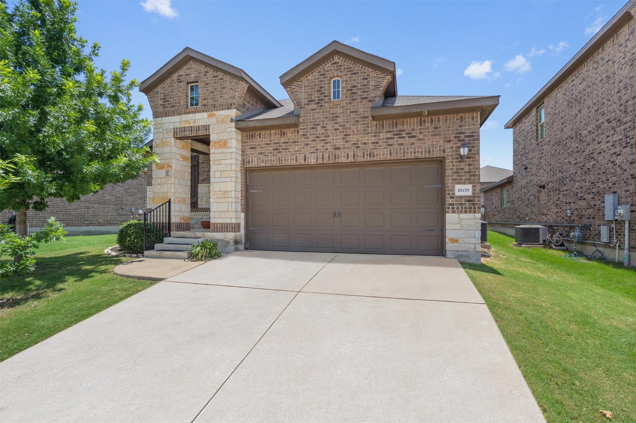 1608 Torre St, Leander, TX 78641