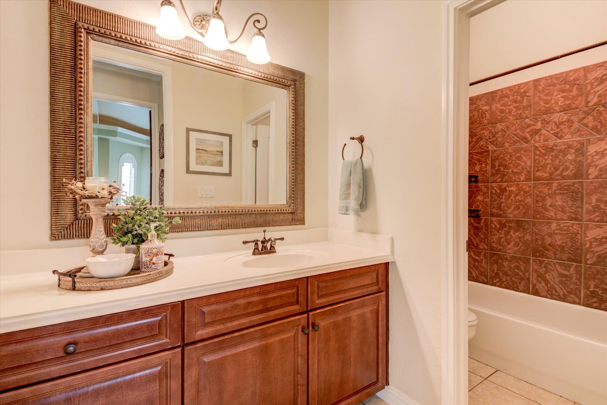 185 Ware Dr, Buda, TX 78610