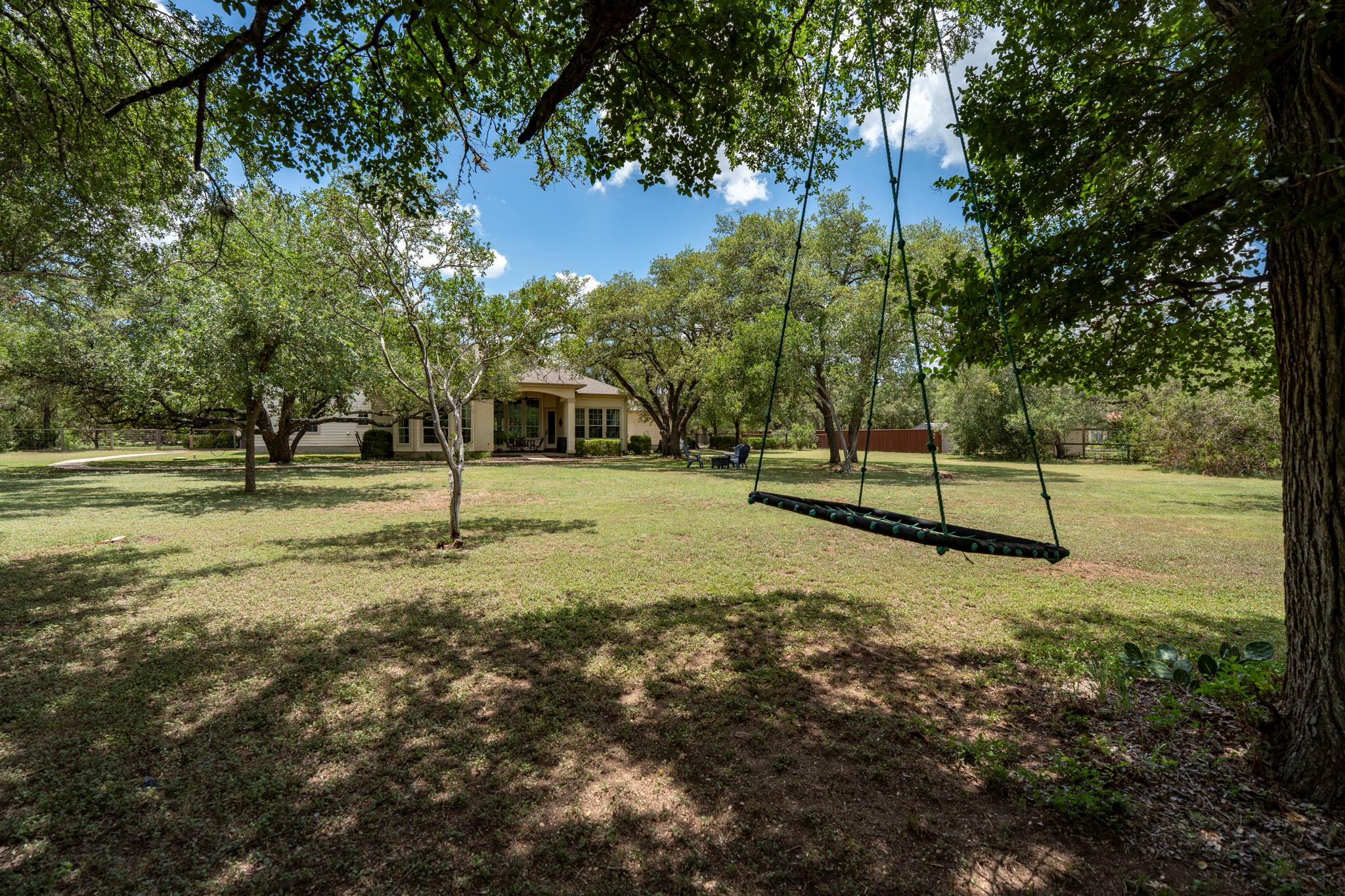 185 Ware Dr, Buda, TX 78610