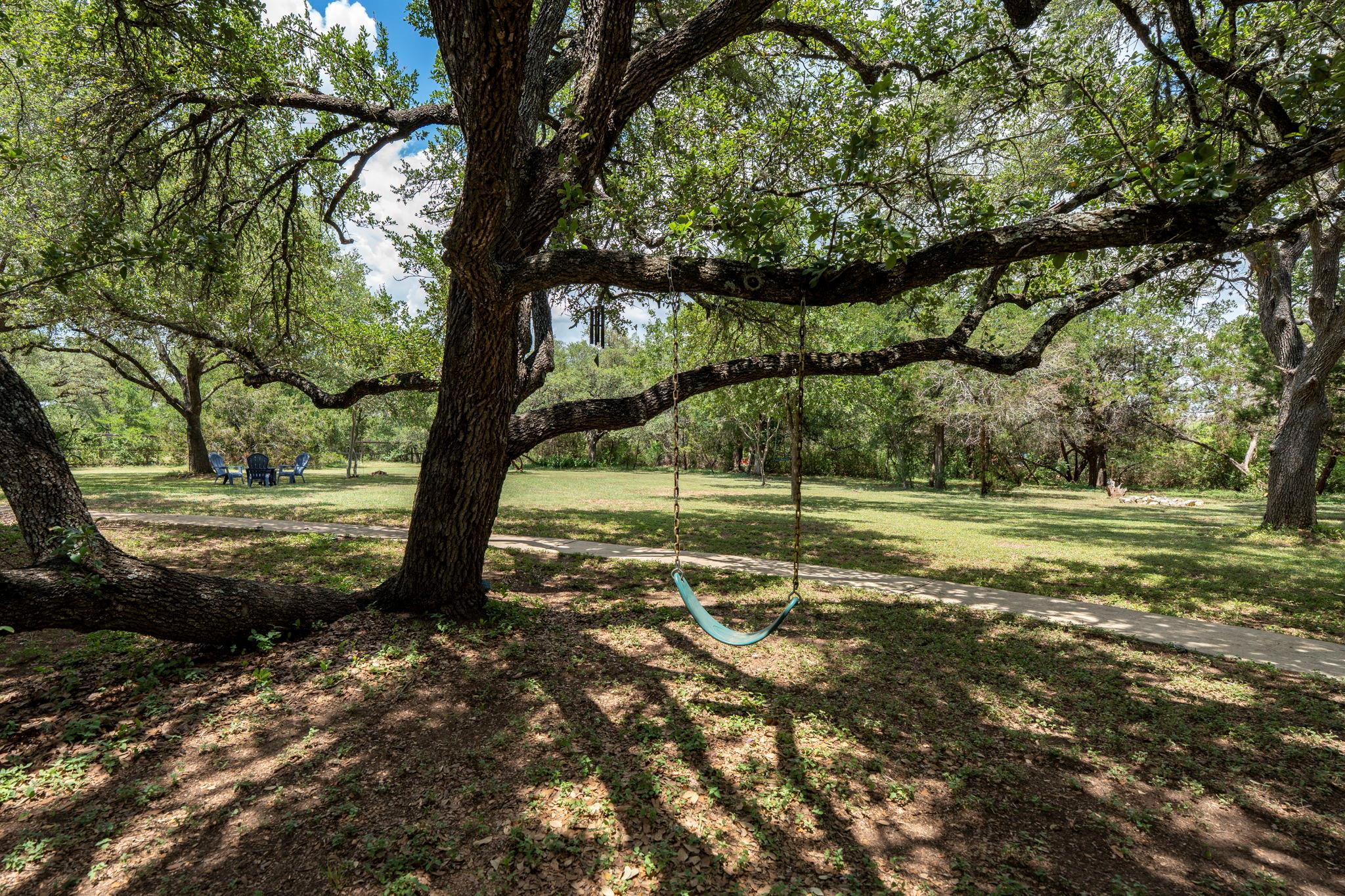 185 Ware Dr, Buda, TX 78610