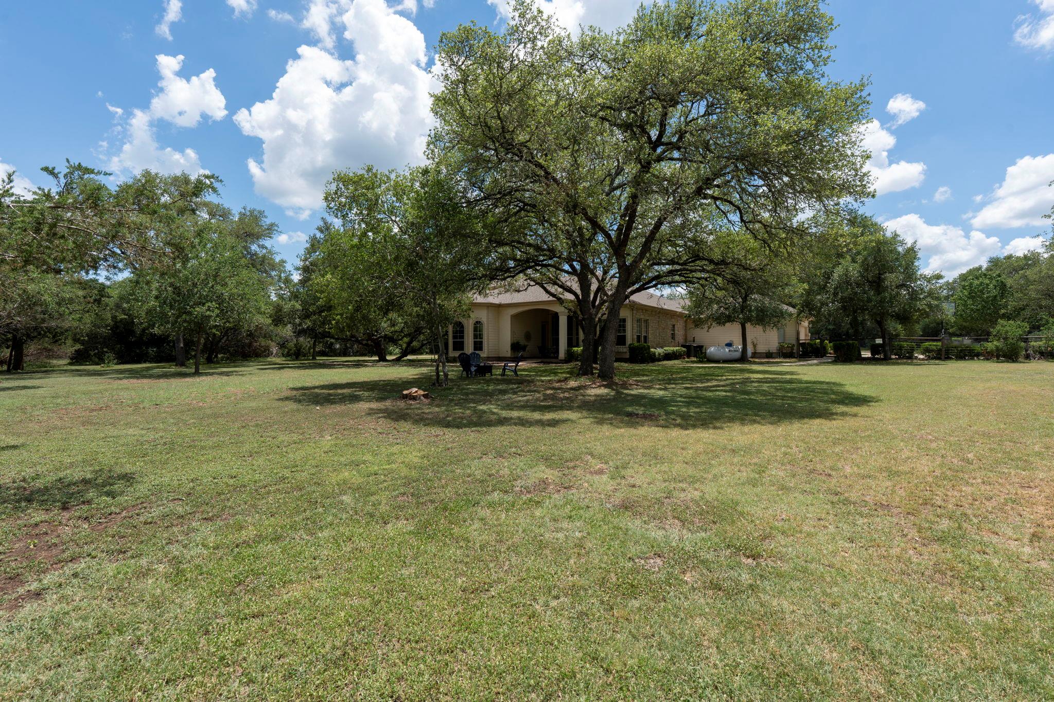 185 Ware Dr, Buda, TX 78610