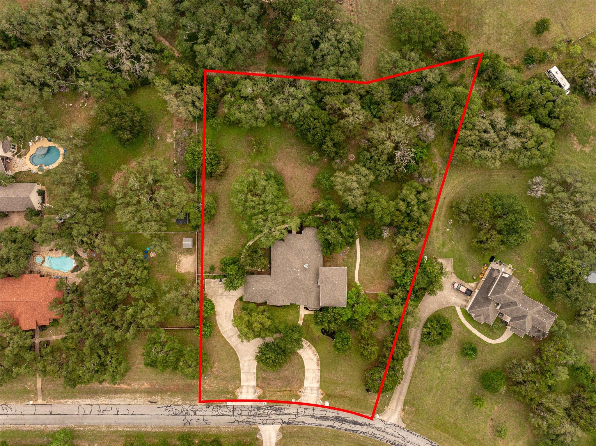 185 Ware Dr, Buda, TX 78610