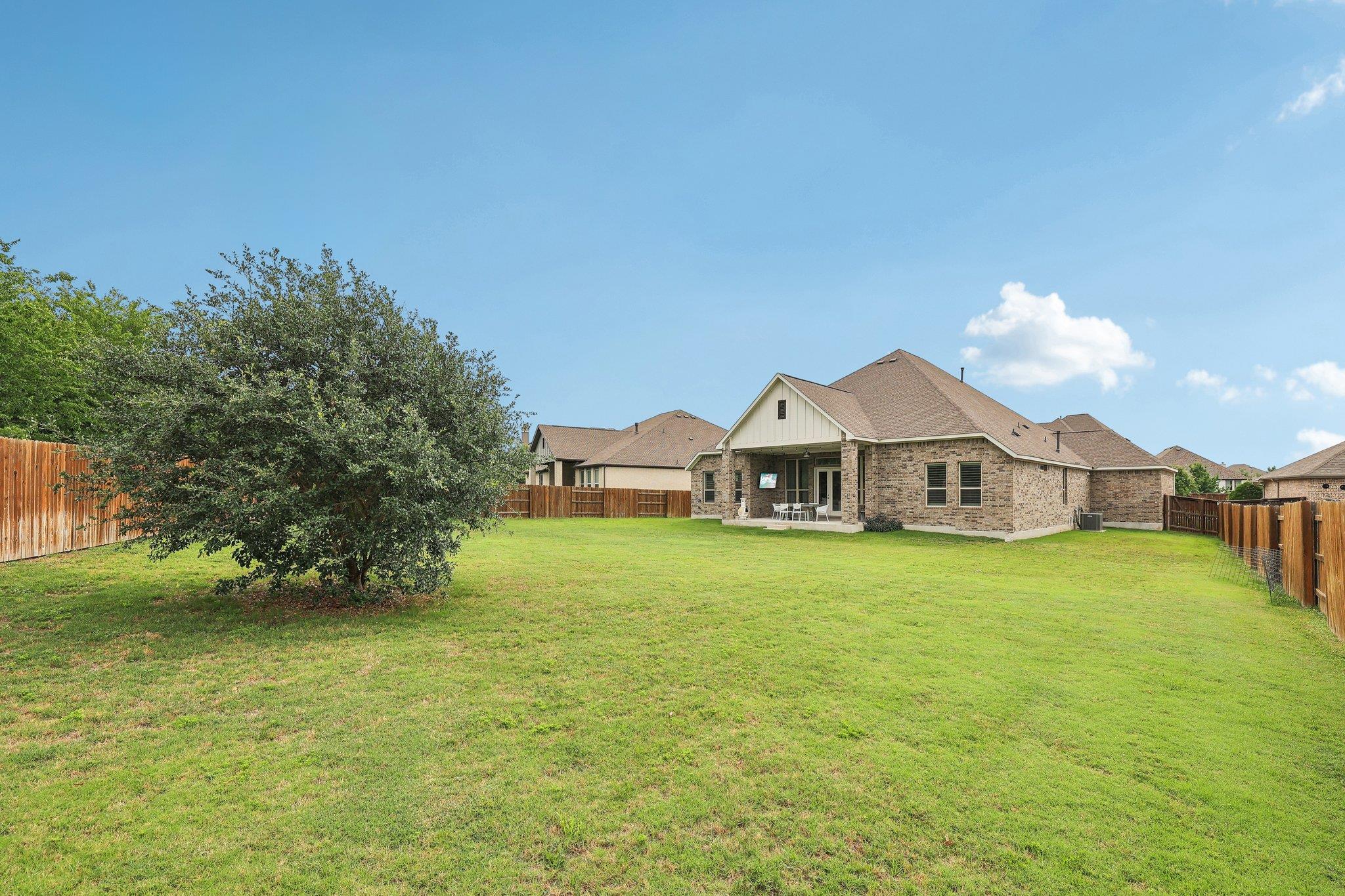 487 Stone River Dr, Austin, TX 78737