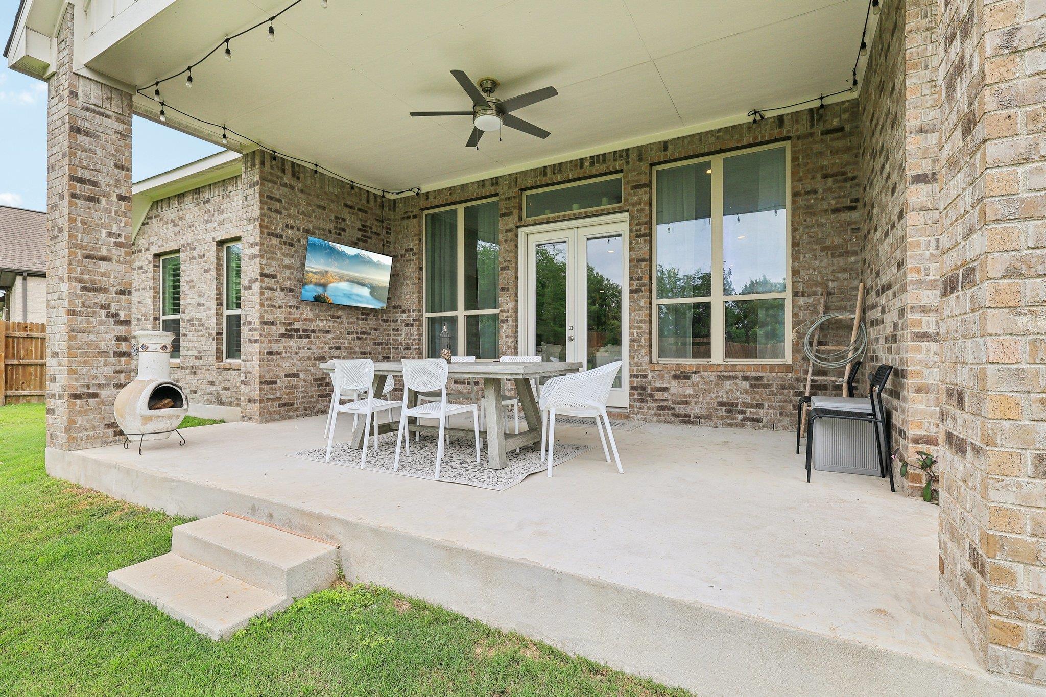 487 Stone River Dr, Austin, TX 78737